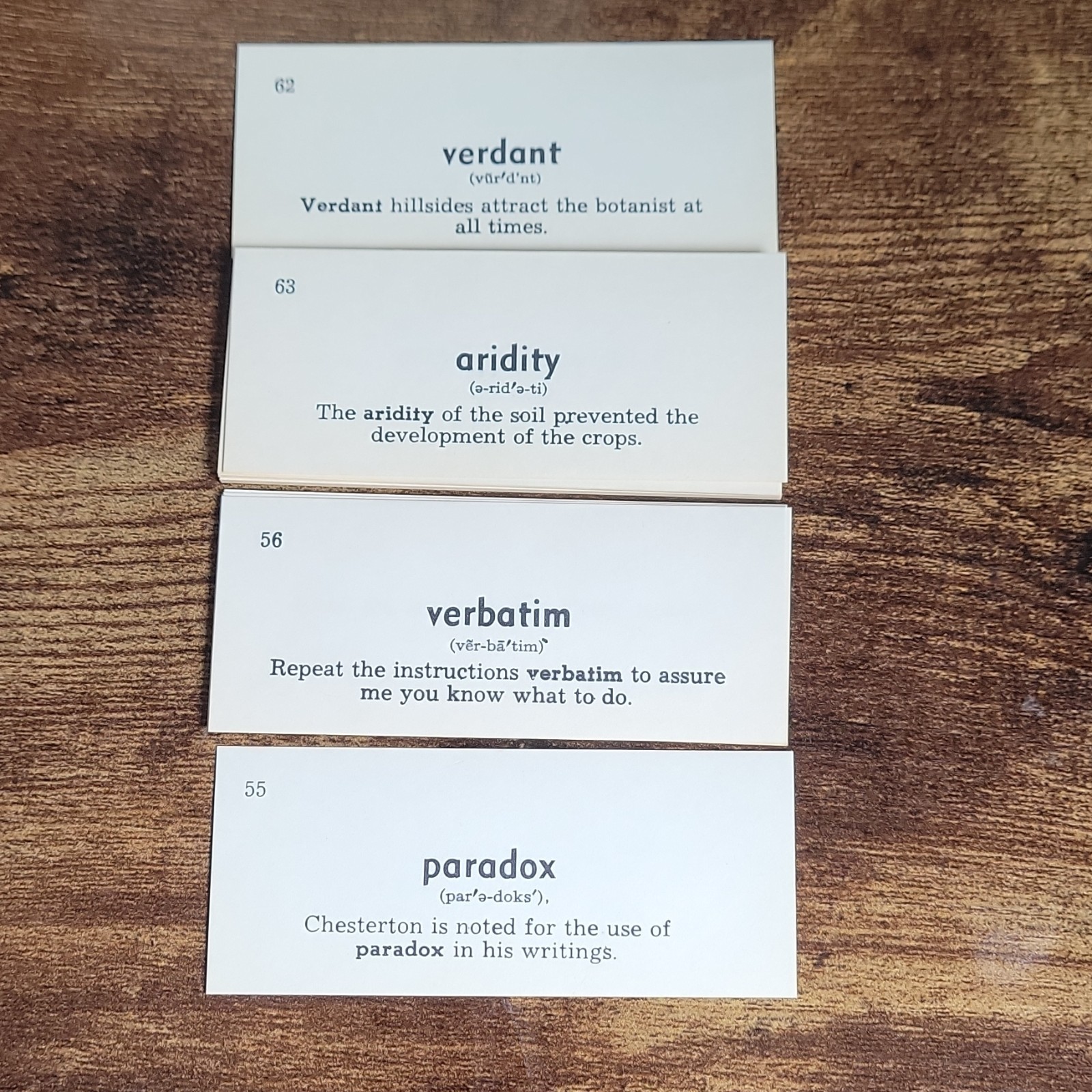 The Visual Education Association Vis-Ed English Vocabulary Cards Flashcards