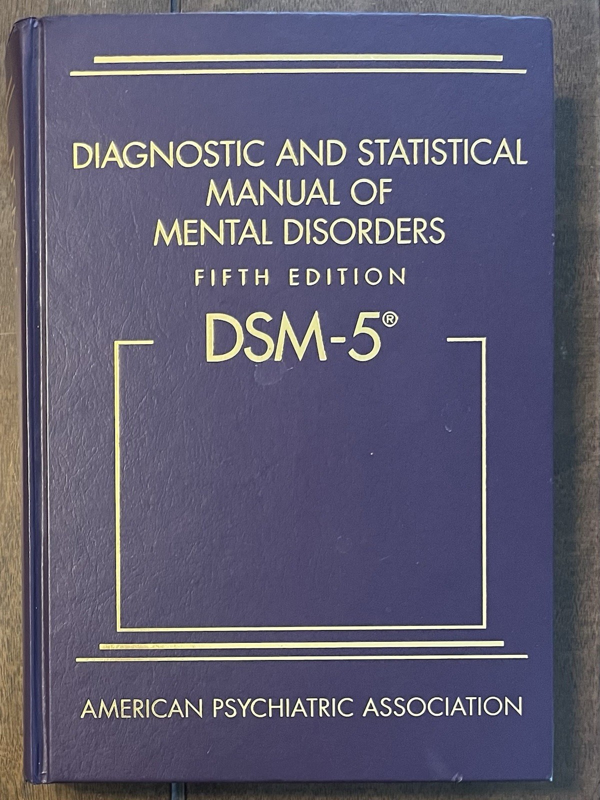 Diagnostic and Statistical Manual DSM-5 Hardcover – VERY GOOD