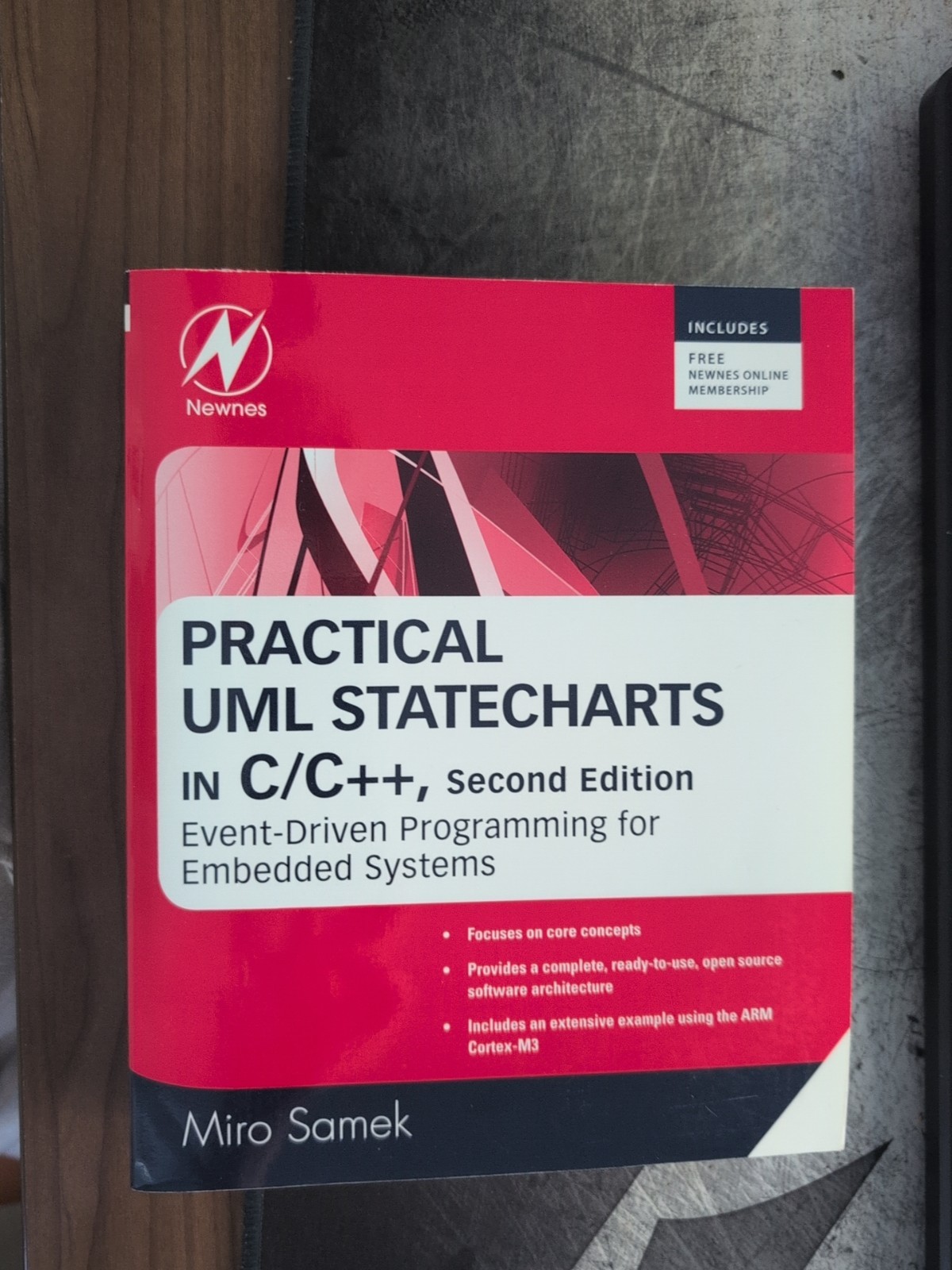 Practical UML Statecharts in C/C++ : Event-Driven Programming for Embedded…