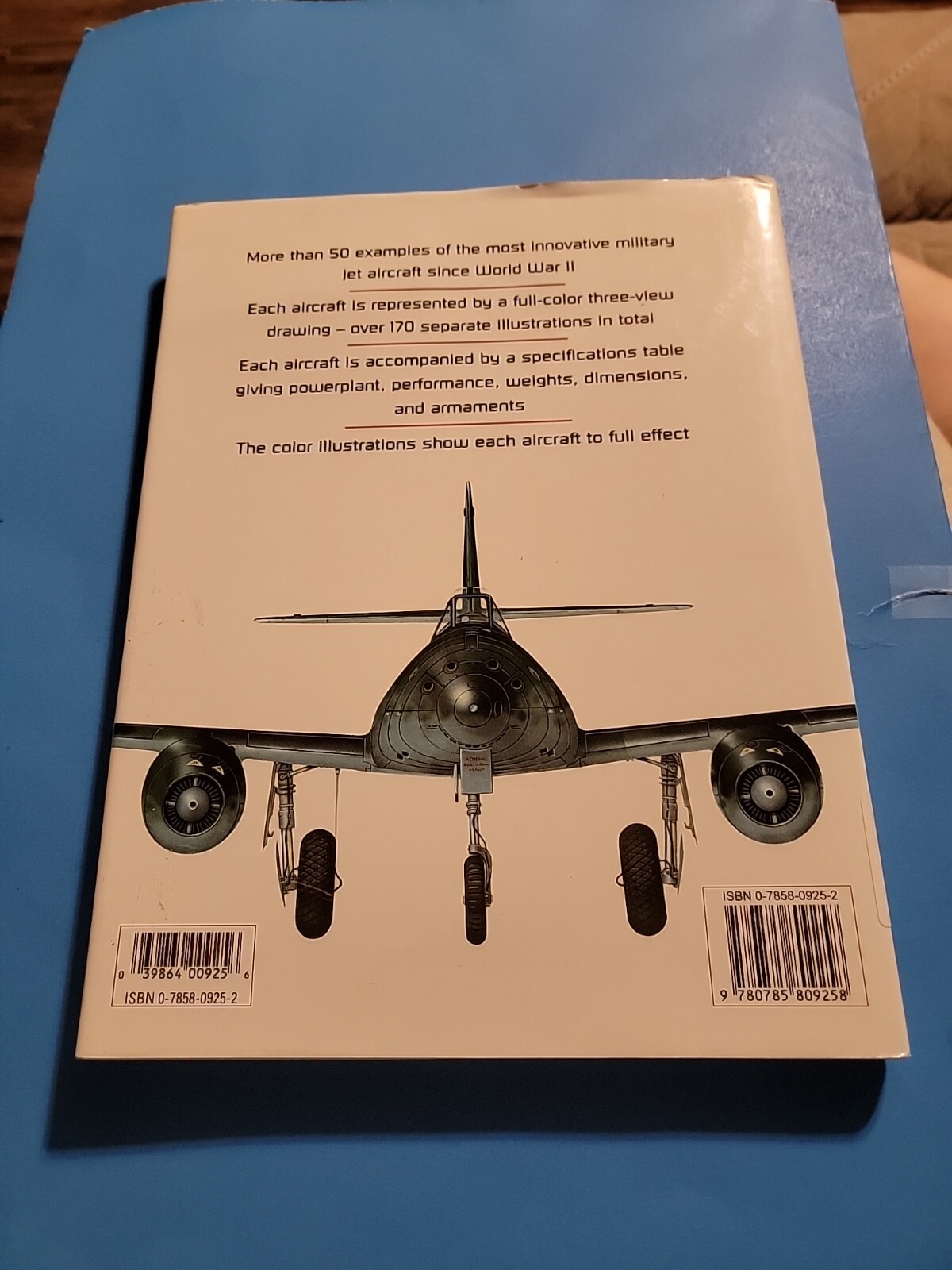 Military Jets Aircraft Guide : From 1939 to the Present Day by David Donald…