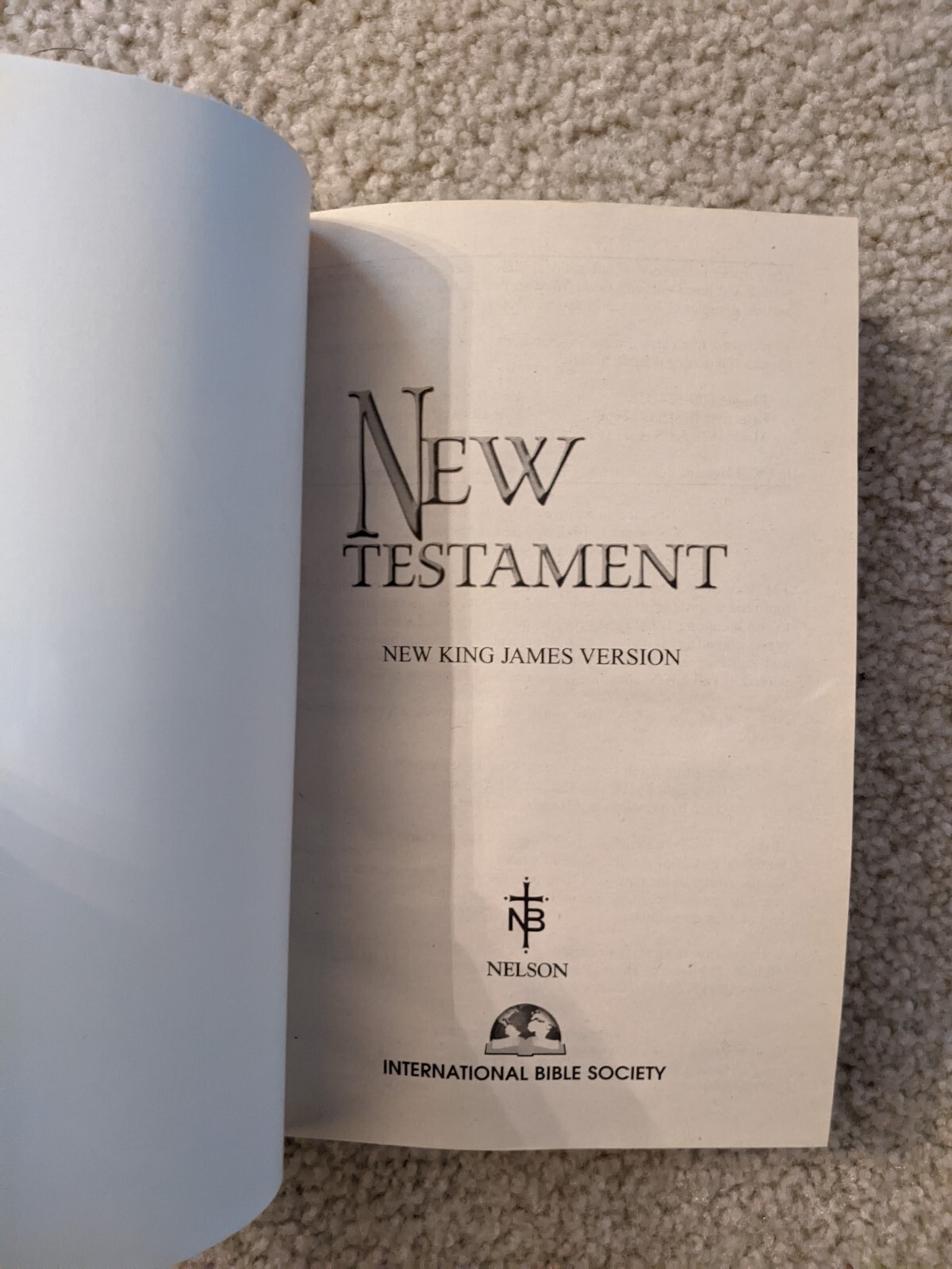 Holy Bible Book Lot Of (6). KJV Red Letter Edition, New Testament + 4 Others.