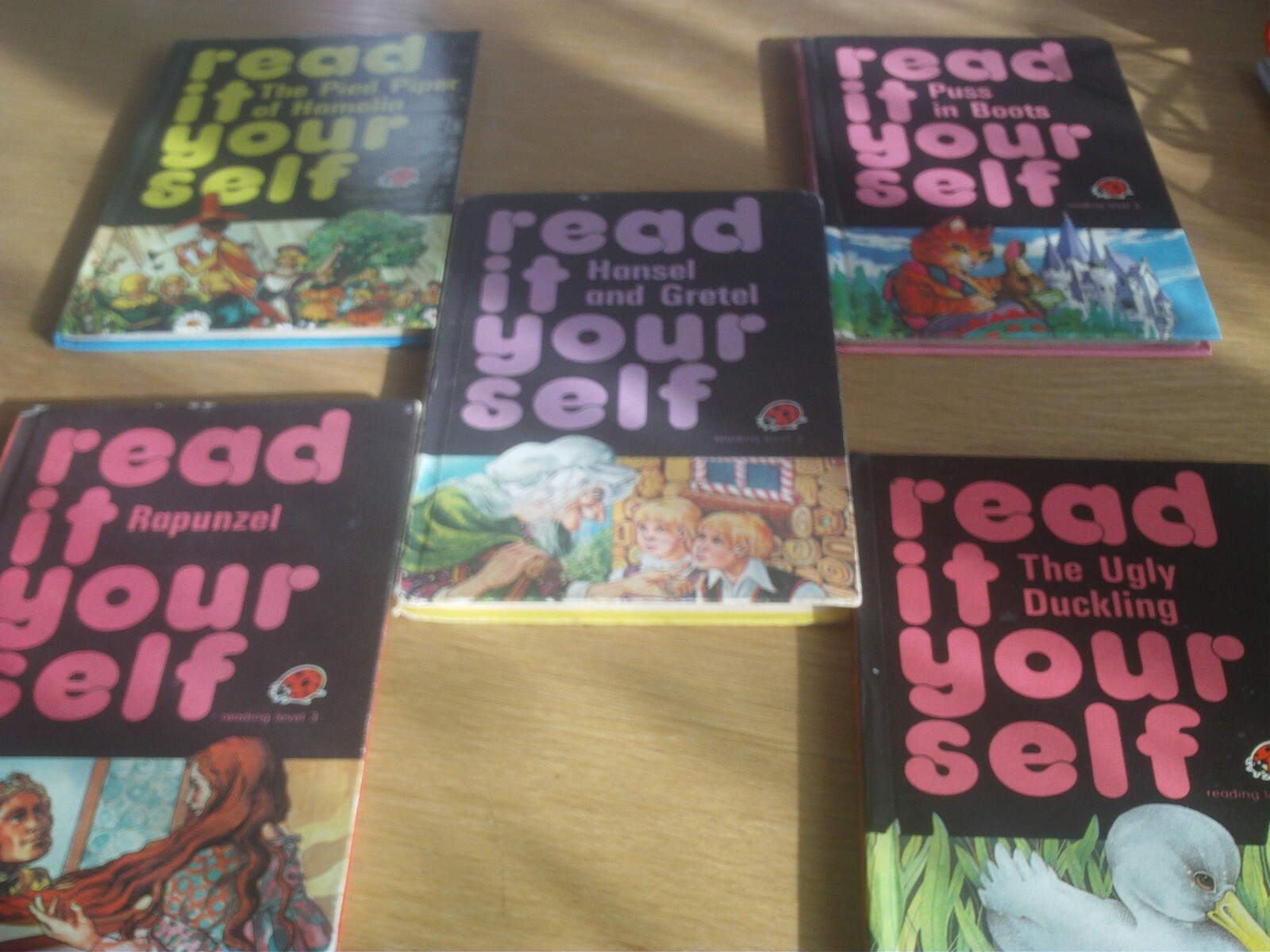 Vintage Various Ladybird Titles – Read It Yourself Volumes x 5 Job Lot