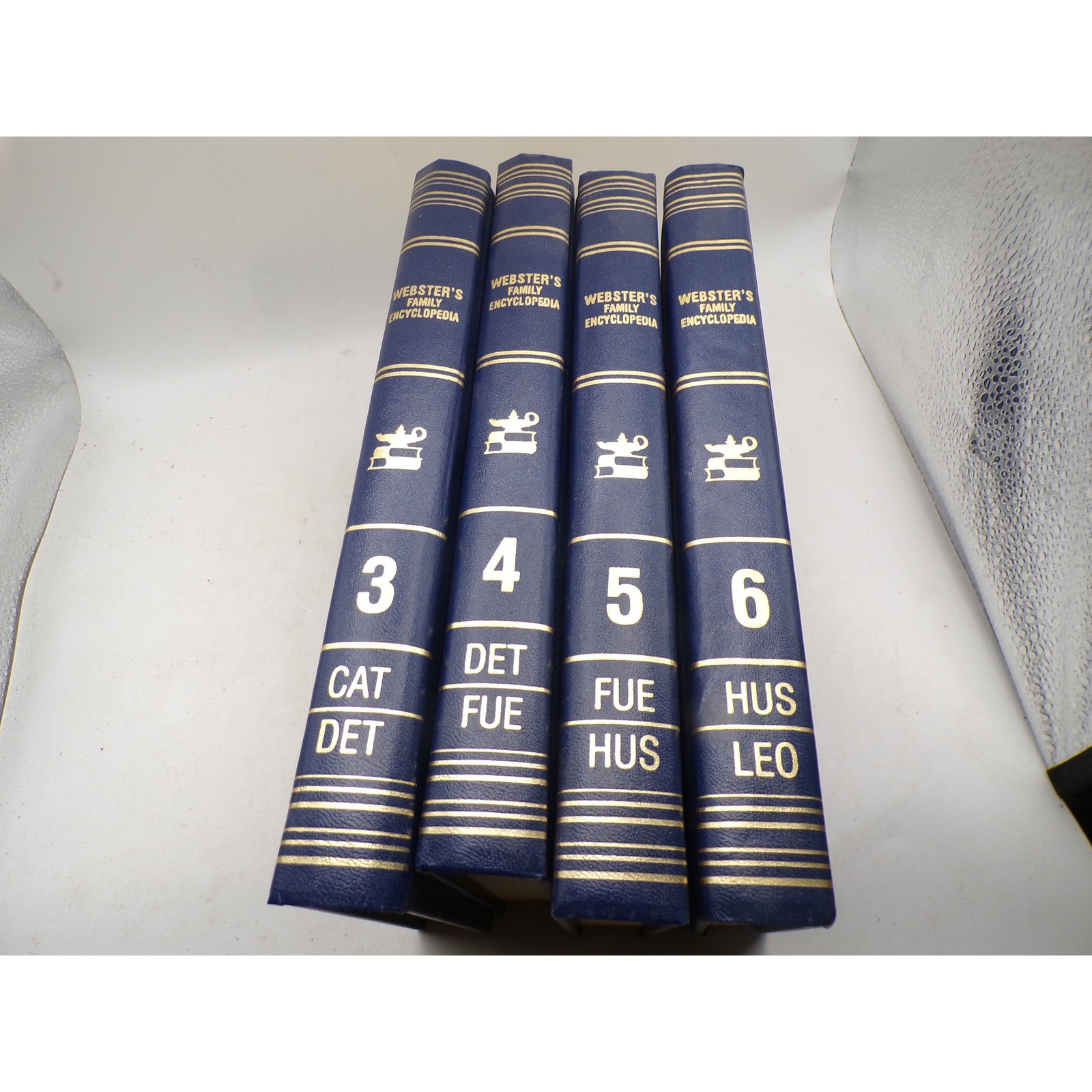 Webster’s Family Encyclopedia 1987 Volumes 3-6 Hardcover Blue Gold Set of 4