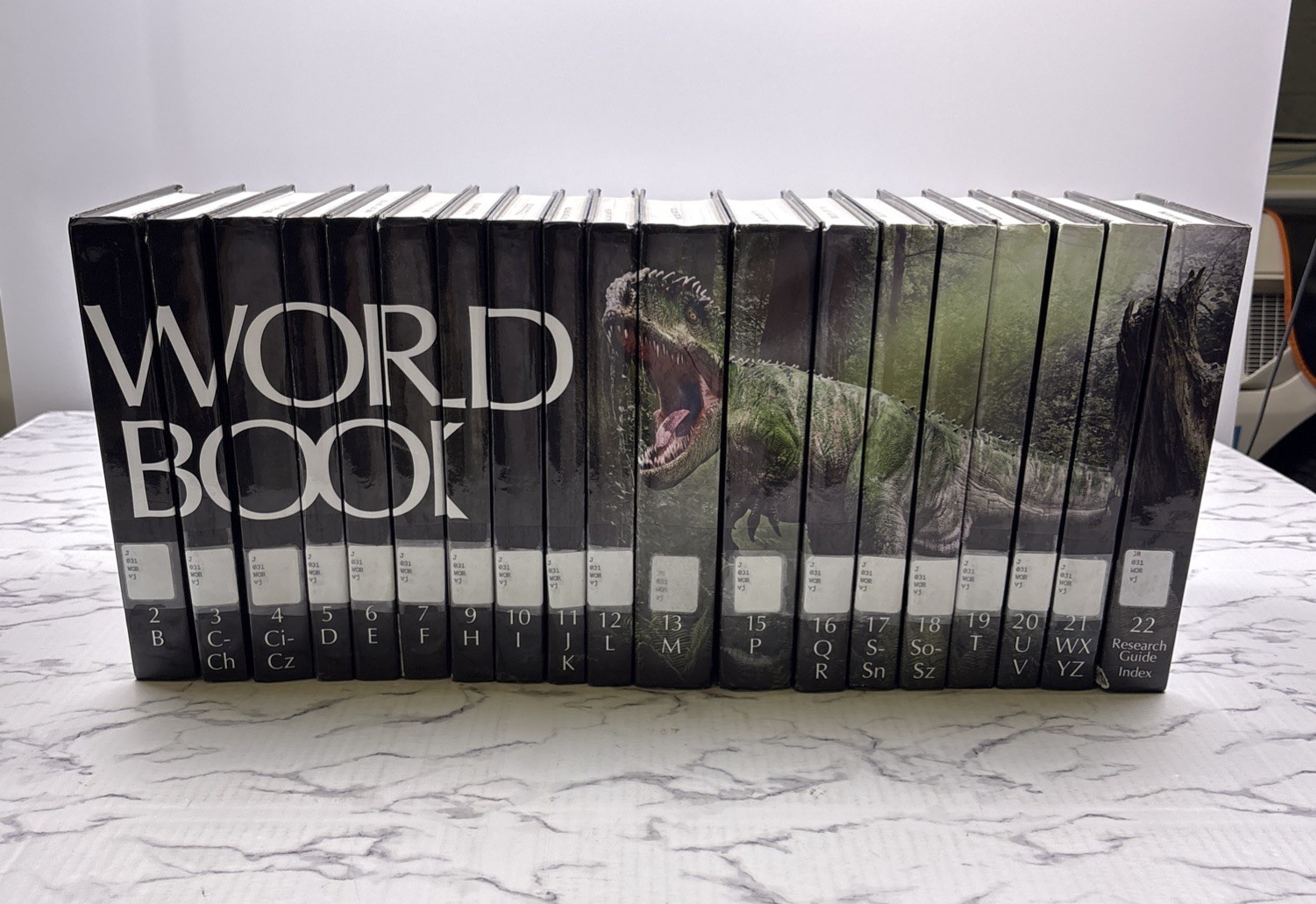 The World Book Encyclopedia 2022 HCover, 22.Vol Ex-Library Missing #1, #8 & #14