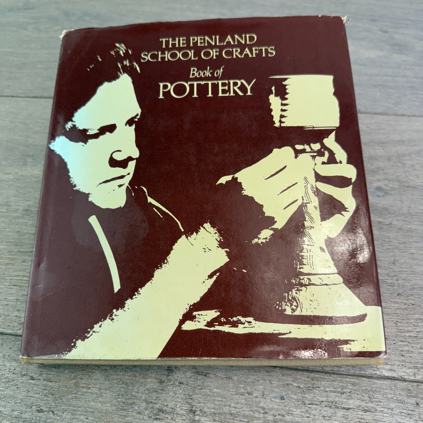 Book of Pottery: The Penland School of Crafts Good Illustrated 1975, 192 pages