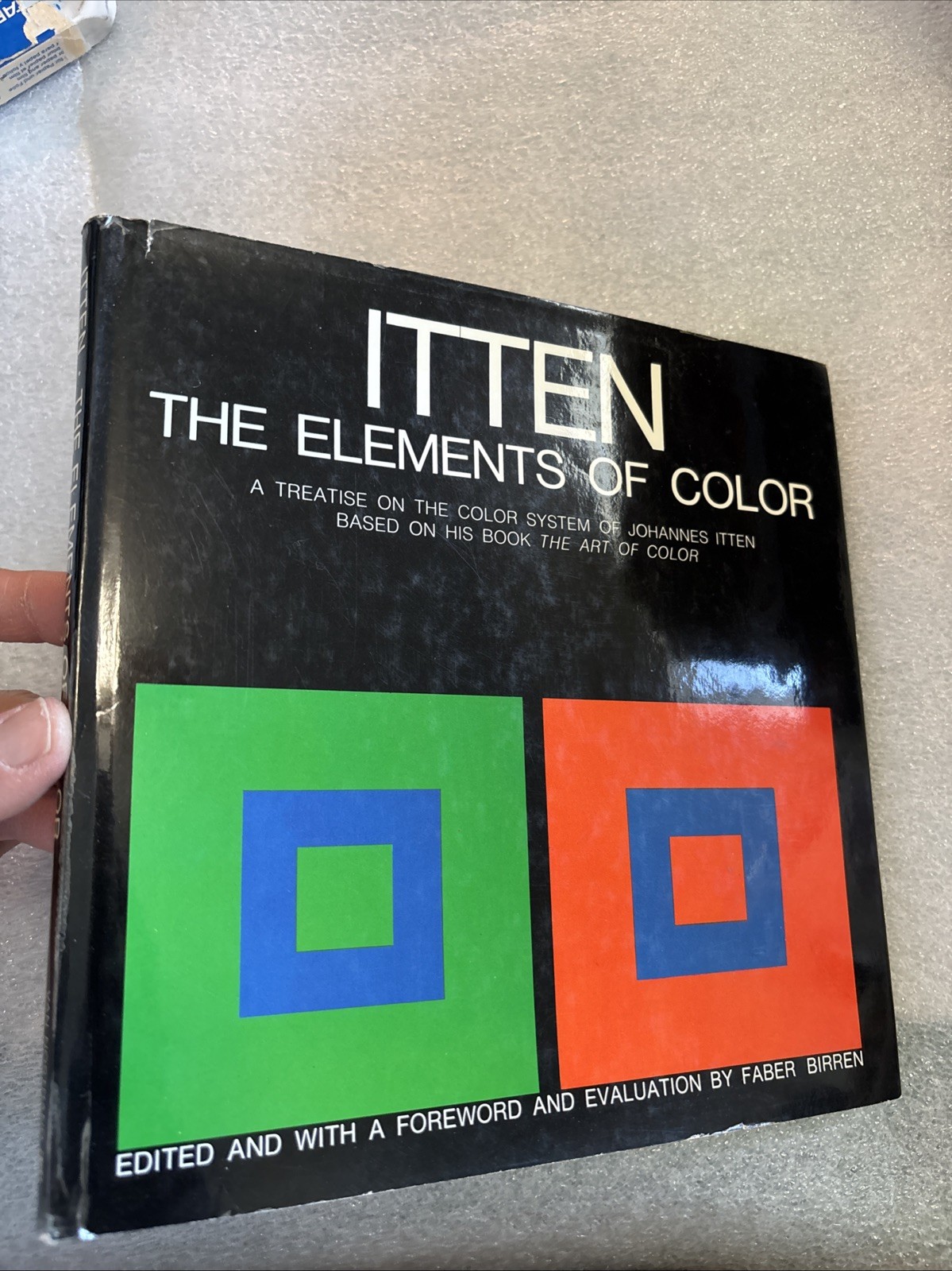 The Elements of Color: A Treatise on the Color System Johannes Itten HCDJ 1977