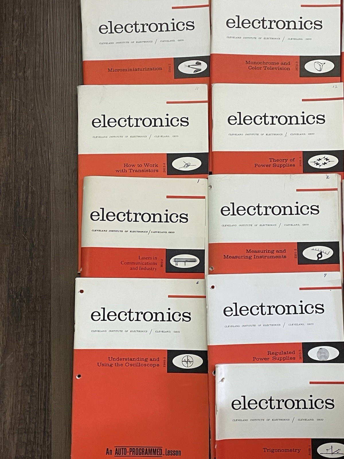 Lot Of 56 Cleveland Institute Of Electronics (CIE) Auto-Programmed Lessons