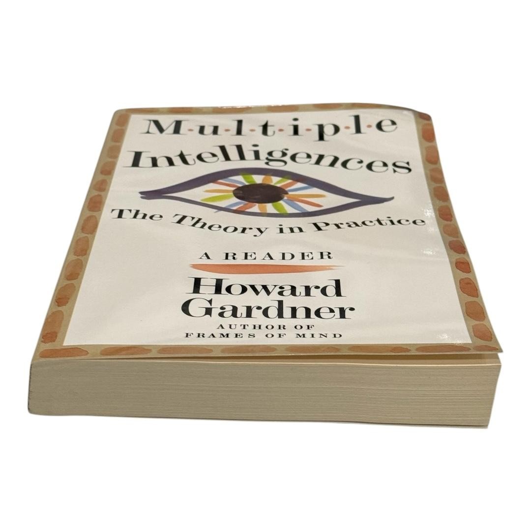 Vintage Multiple Intelligences Howard Gardner Psychology Paperback 1993 Book