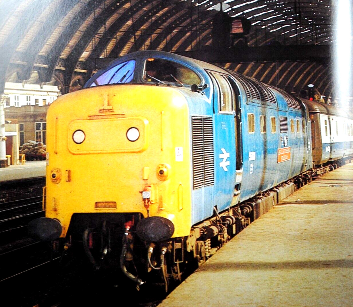 GREAT RAILWAYS PHOTOGRAPS in The British Isles By ERIC TREACY 216 Pages HB VGC