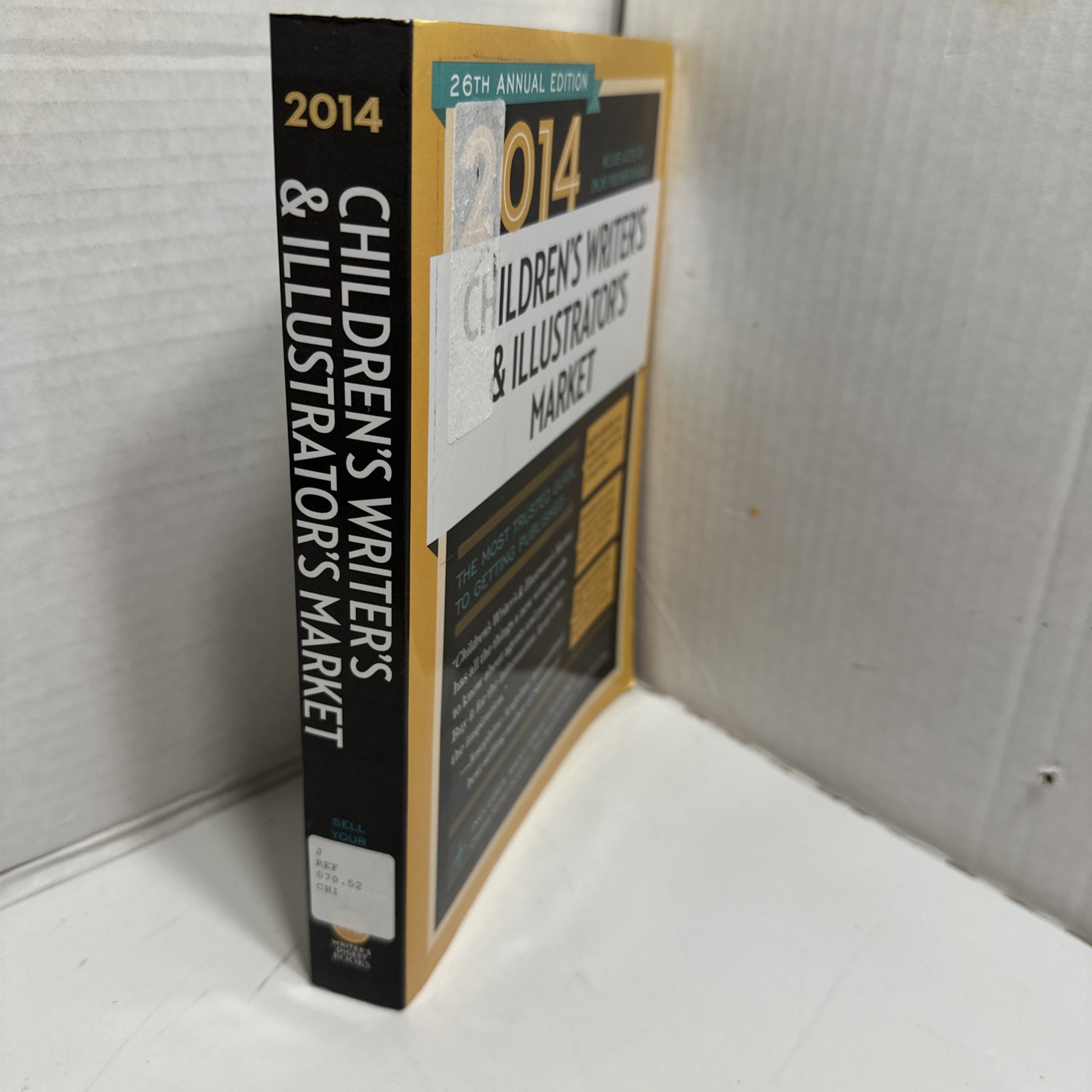 2014 Children’s Writer’s and Illustrator’s Market Paperback Chuck Ex Liberia PB