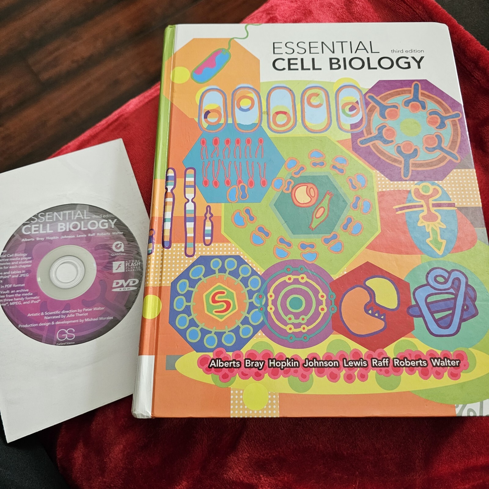 Essential Cell Biology Third Edition With DVD