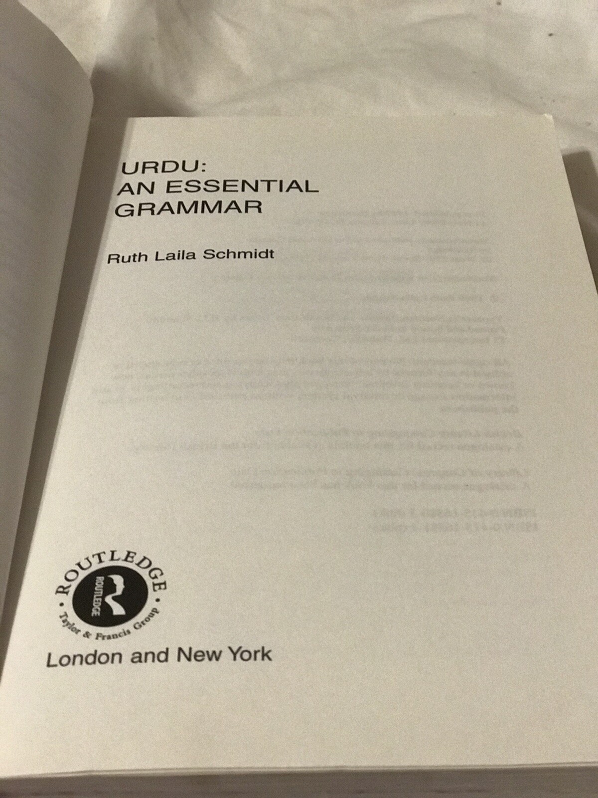 Urdu An Essential Grammar Routledge Essential Grammars, Ruth Laila Schmidt