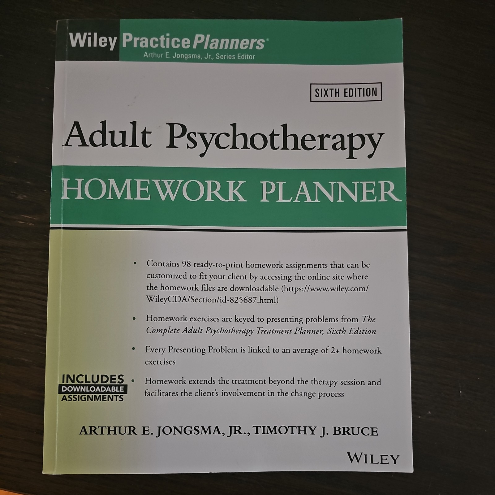 Practiceplanners Ser.: Adult Psychotherapy Homework Planner by Timothy J. Bruce