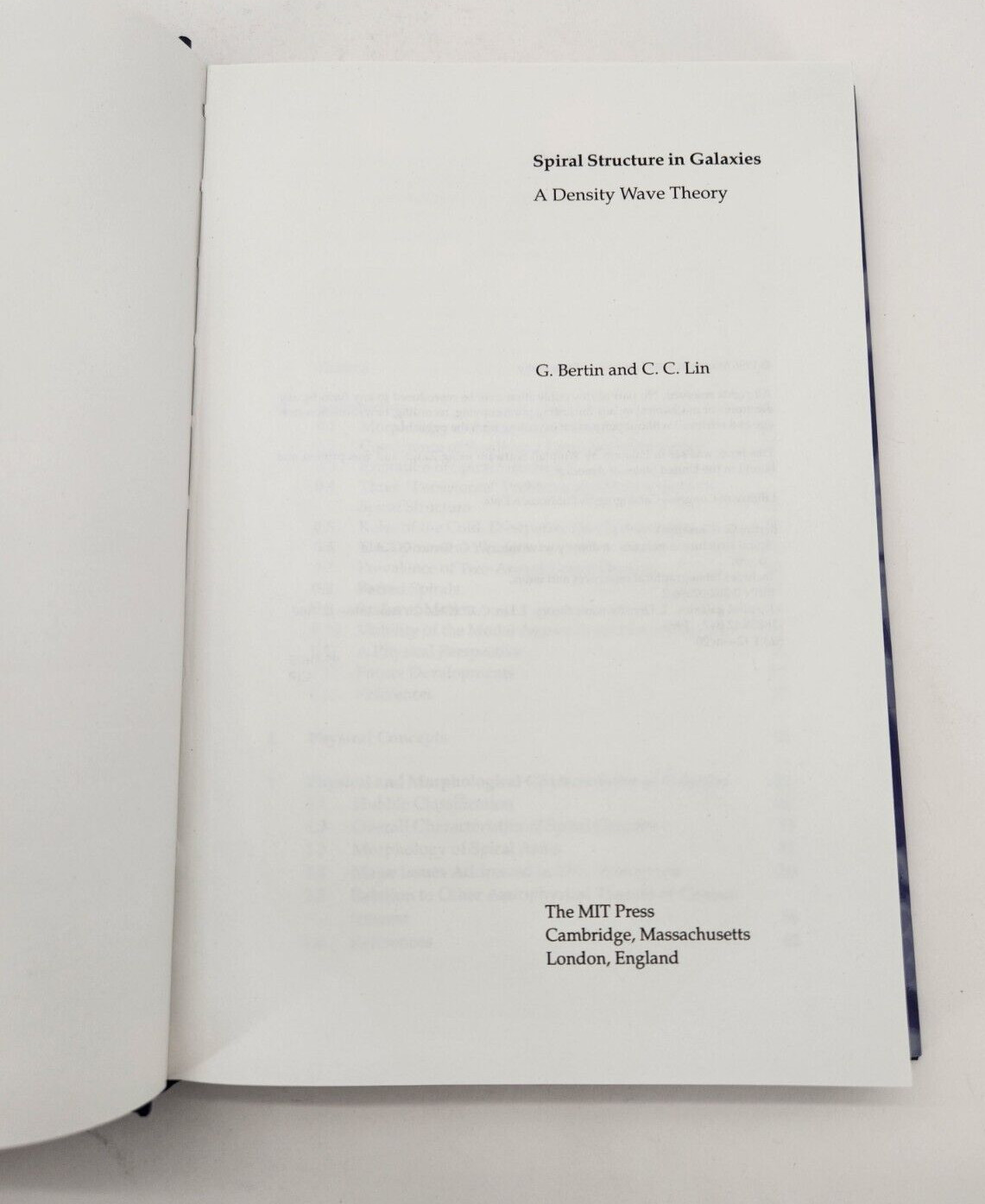 Spiral Structure in Galaxies: A Density Wave Theory, Bertin & Lin 1996 Hardcover