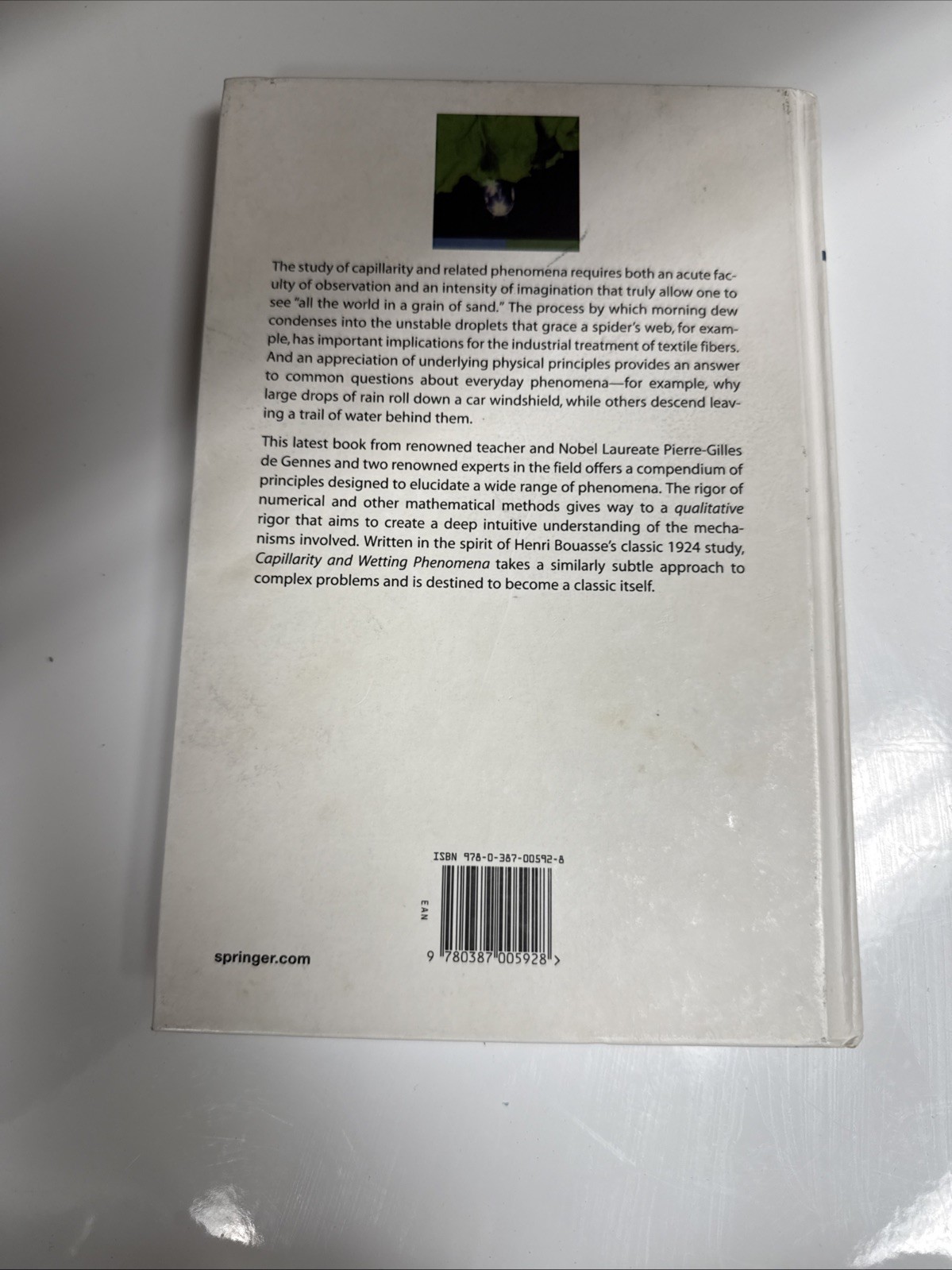 Capillarity and Wetting Phenomena: Drops, Bubbles, Pearls, Waves