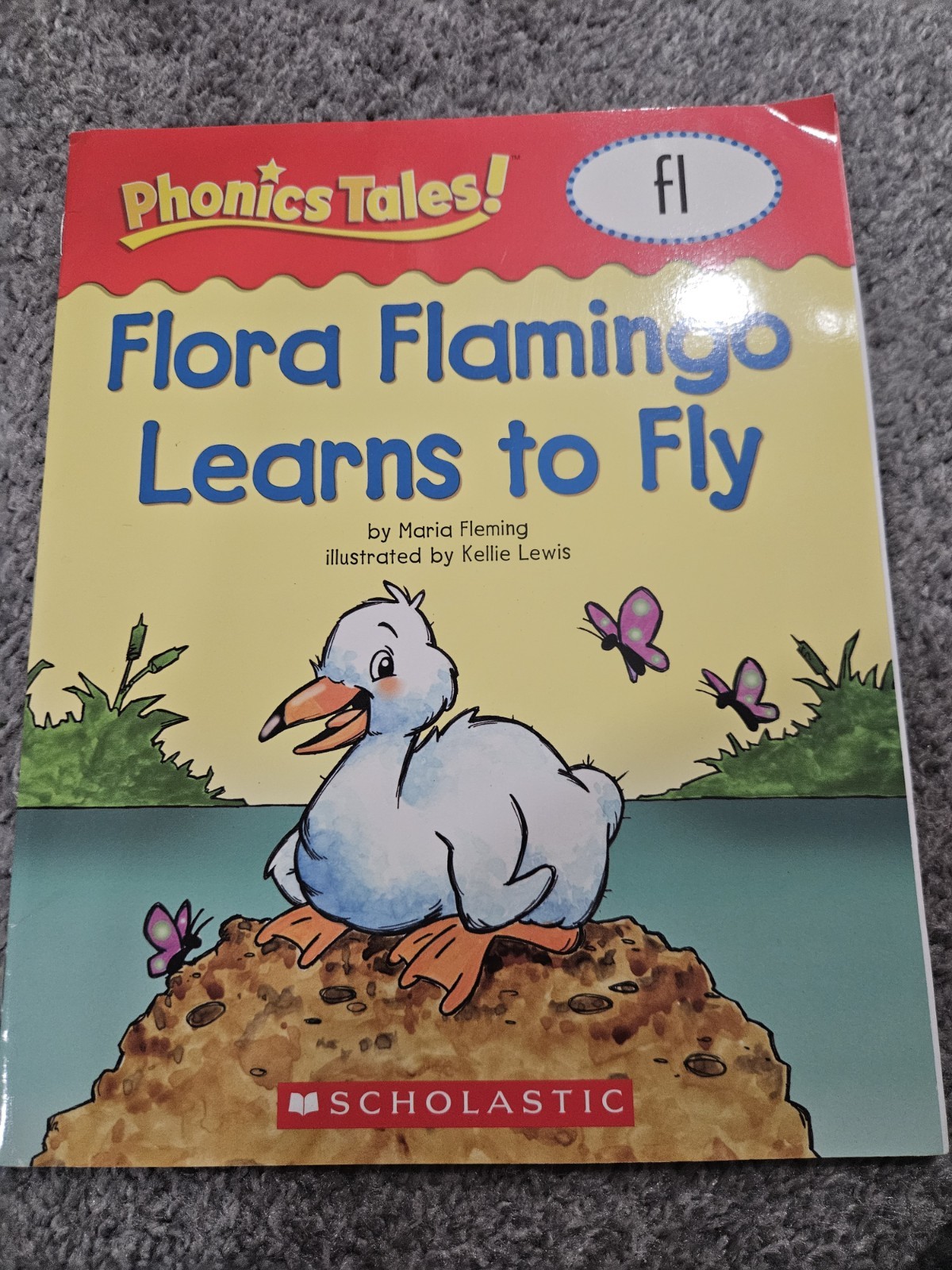 Phonics Tales Ser.: Phonics Tales: Flora Flamingo Learns to Fly (FL) by Inc….