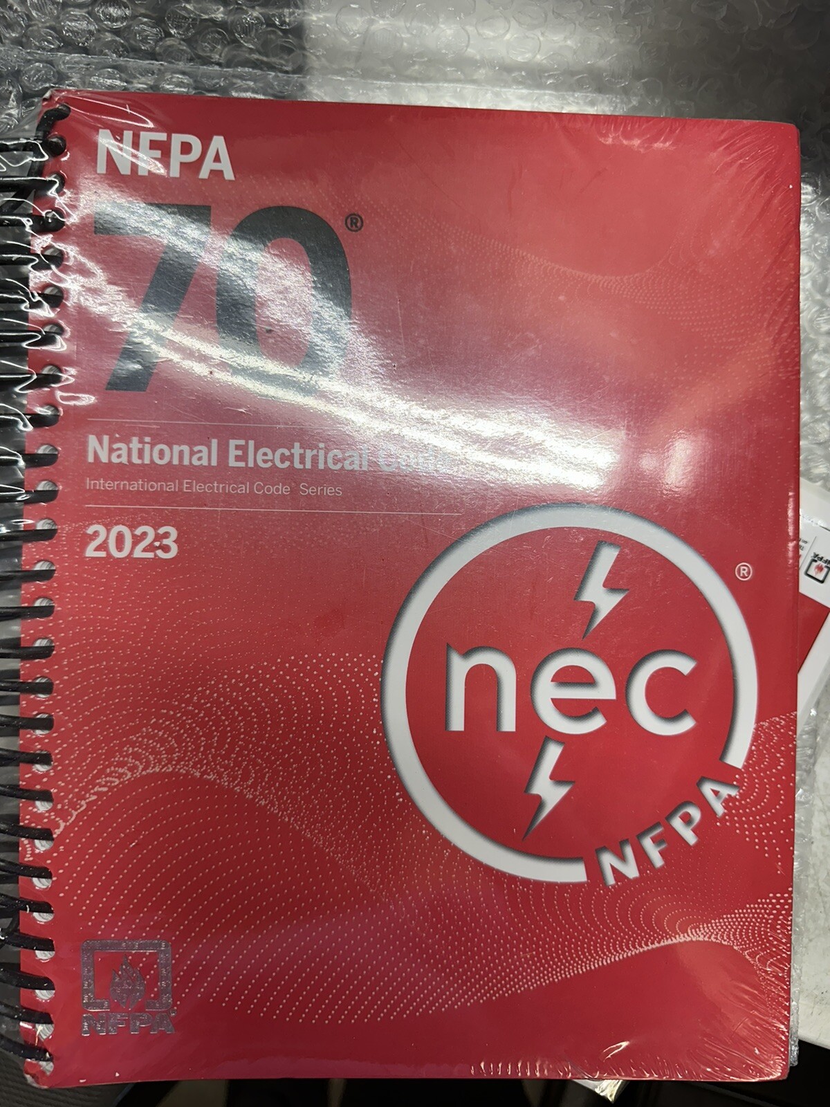 NFPA 70, National Electrical Code : 2023 Edition by National Fire Protection…