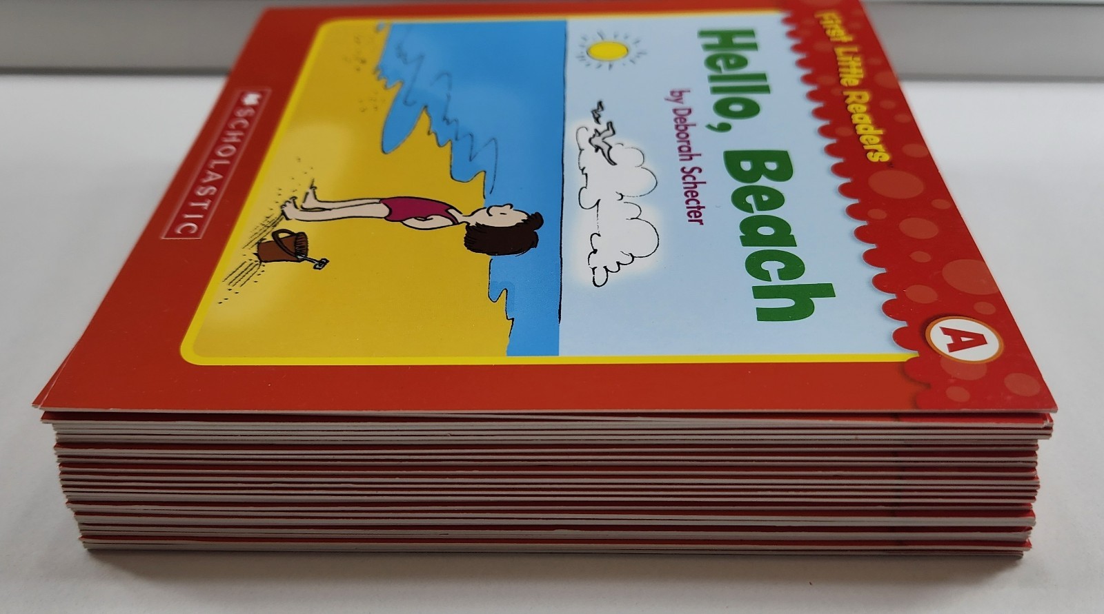 First Little Readers – Guided Reading Level A – 25 Books + Sight Word Flash Card