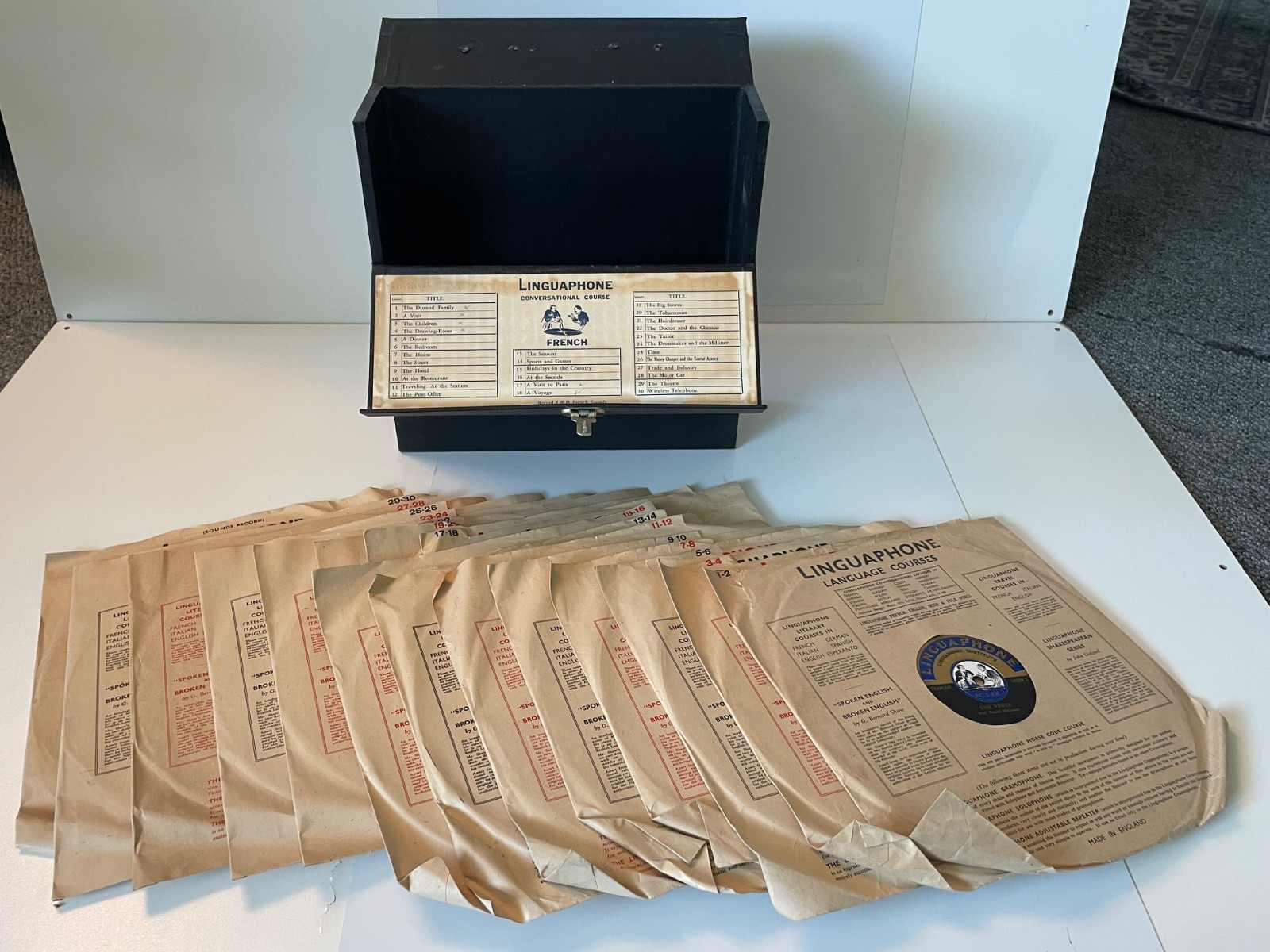 Linguaphone French Language 30 Lesson Course. Complete set w/case! FREE SHIPPING