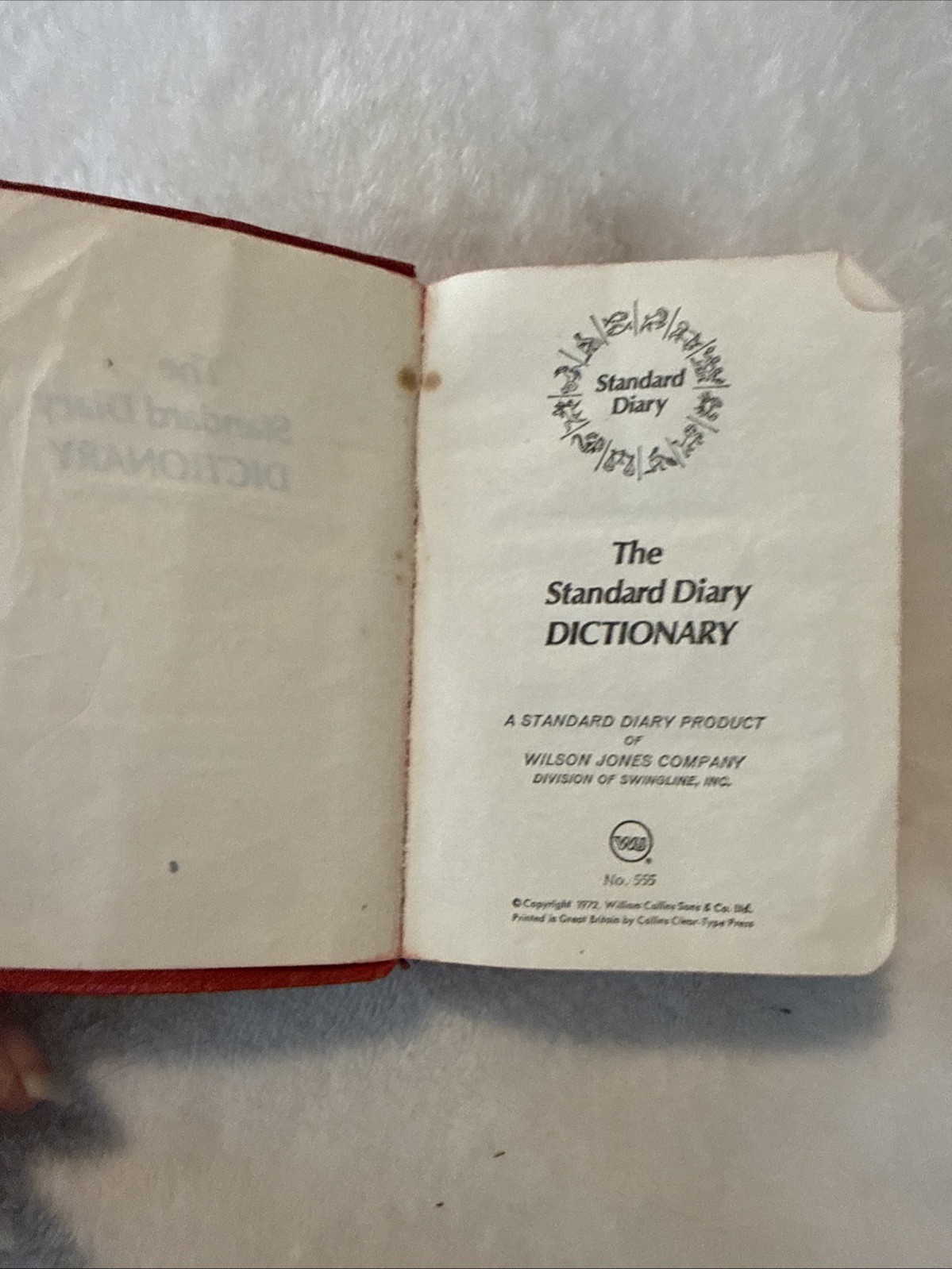 Vintage 1972 Standard Diary Mini Dictionary Pocket Size Red Collins WJ No 555