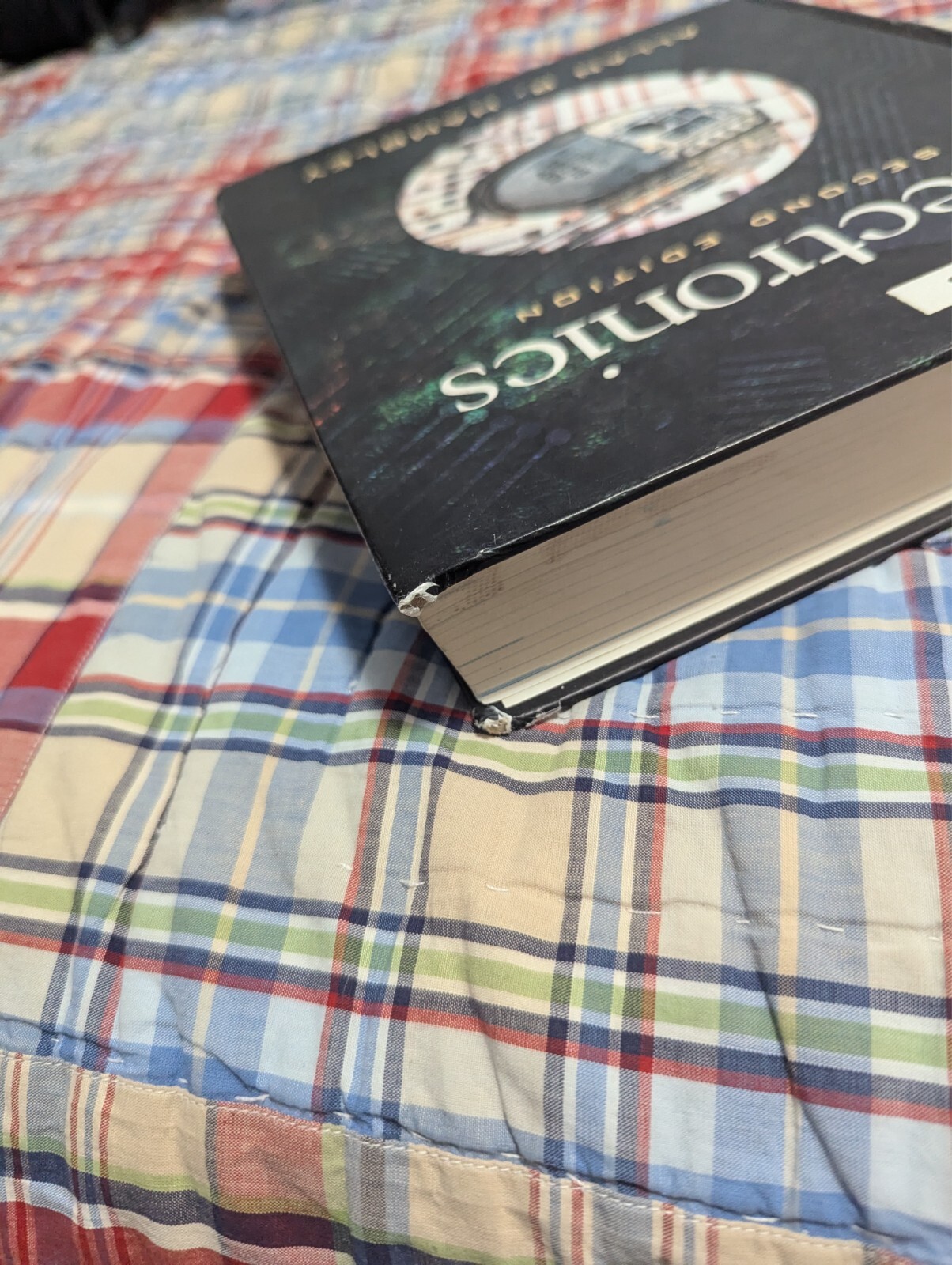 Electronics – Second Edition – Allan R Hambley (Very Used/Acceptable)
