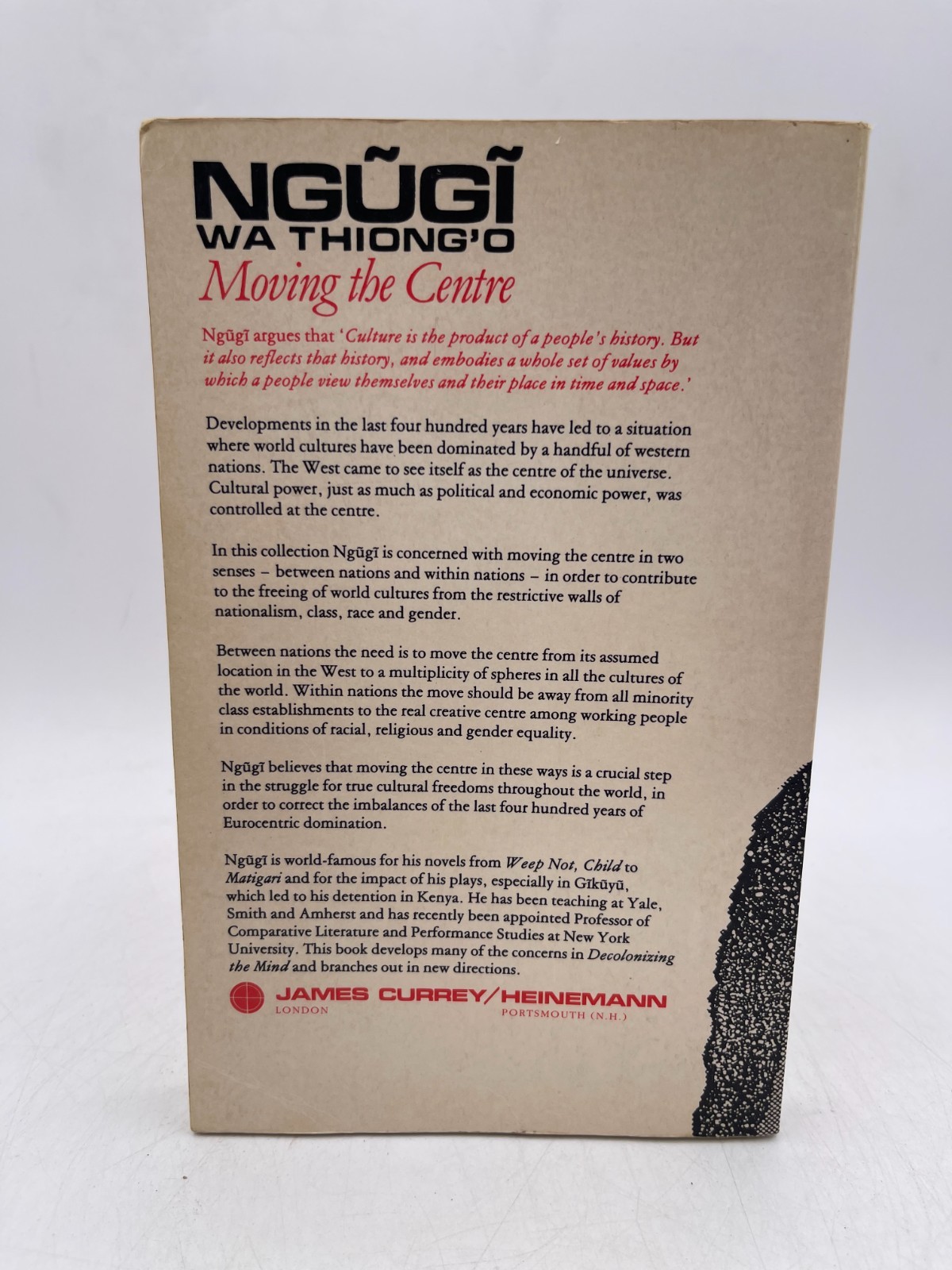 Ngugi wa Thiong’o Wa Thiong`O, Ngugi Moving the Centre (Paperback)