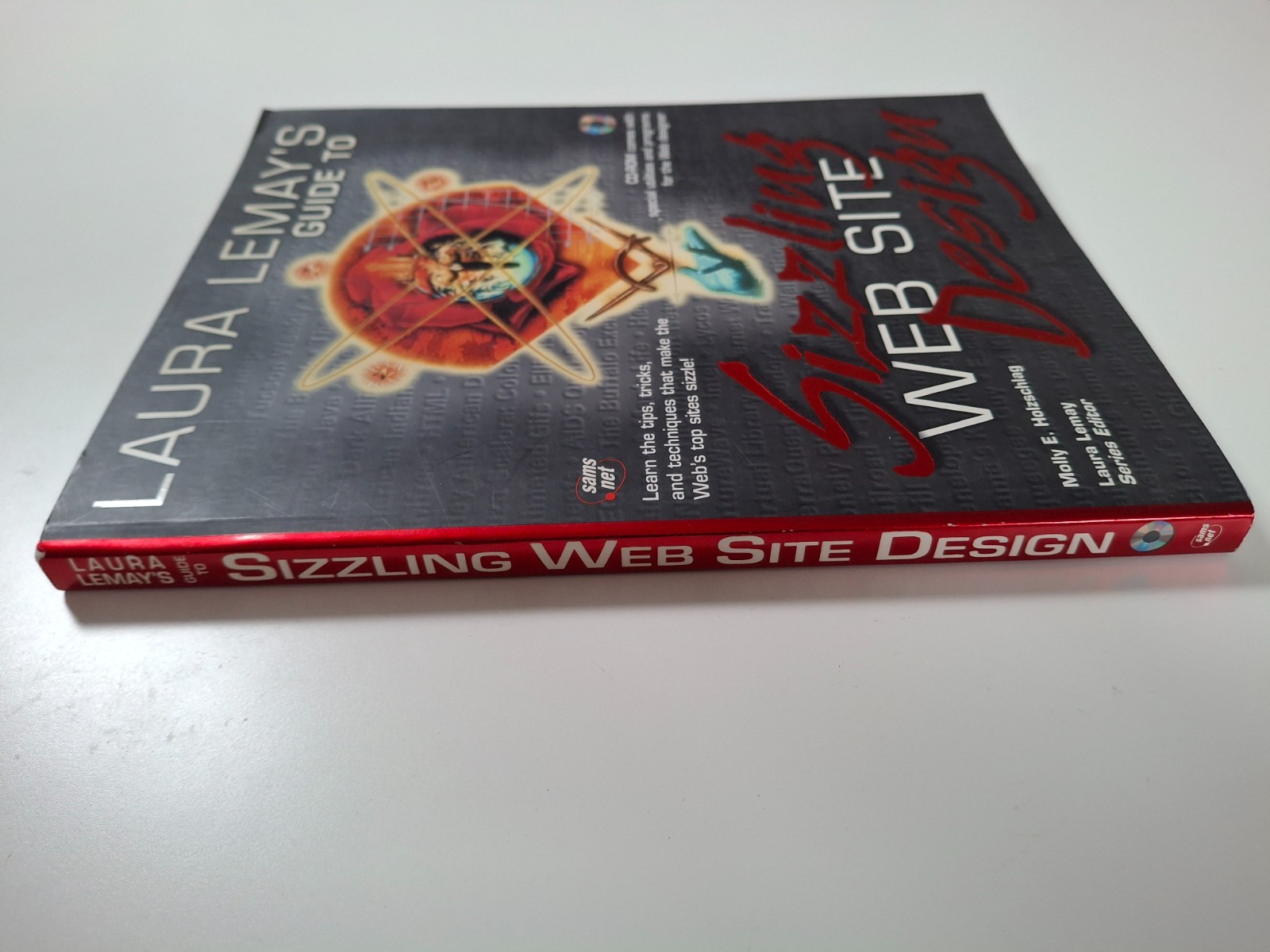 LAURA LEMAY’S GUIDE TO SIZZLING WEB SITE DESIGN – 1997 Paperback + CD-Rom