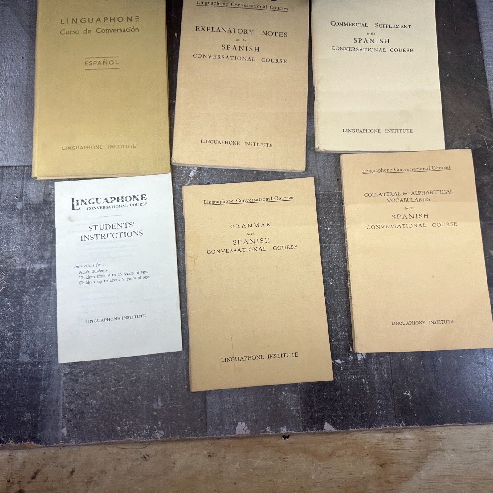 LINGUAPHONE Curso de Espanol- Spanish Vinyl Course Vintage Books Vinyl Case