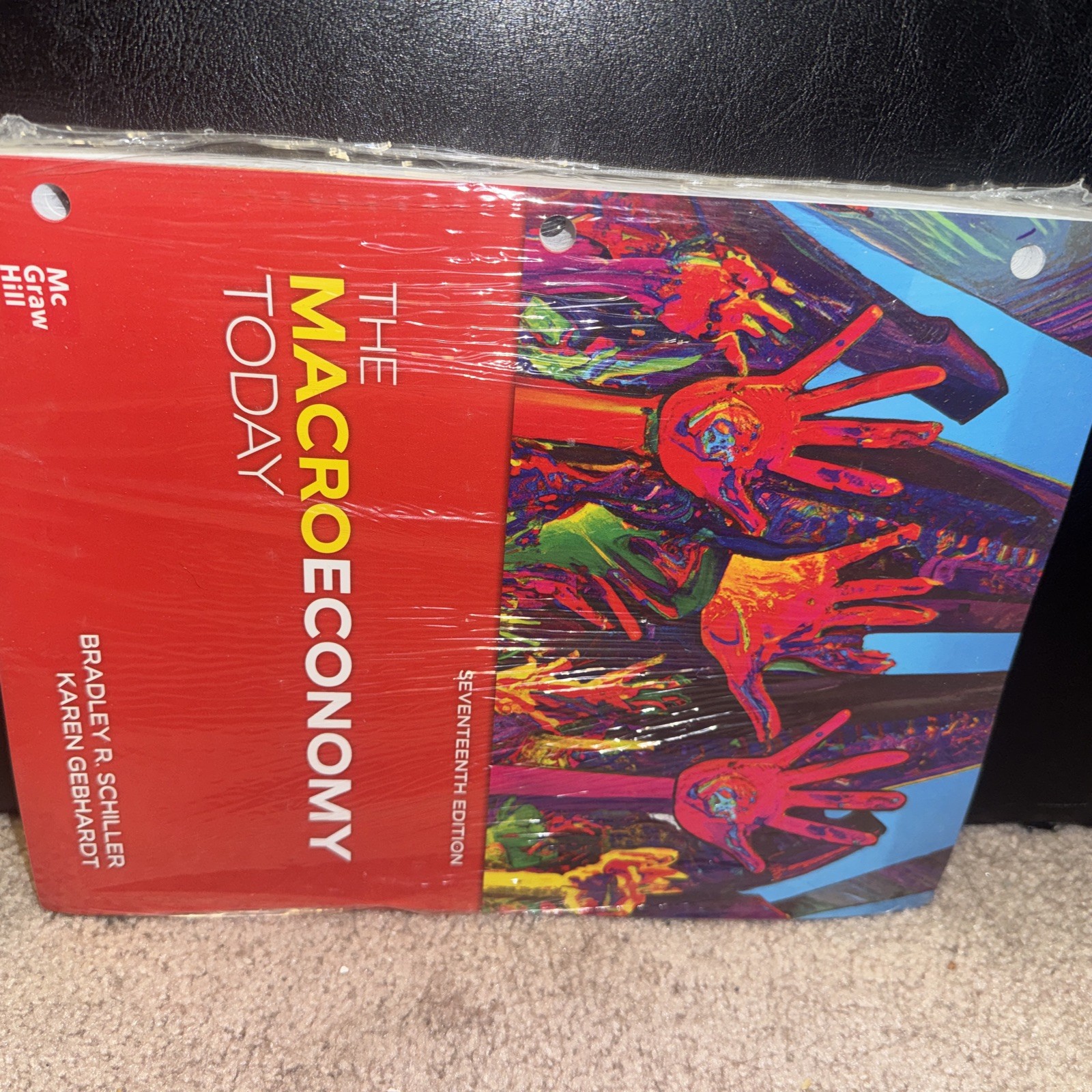 The Macroeconomy Today – Hardcover, by Schiller Bradley R.; Gebhardt –