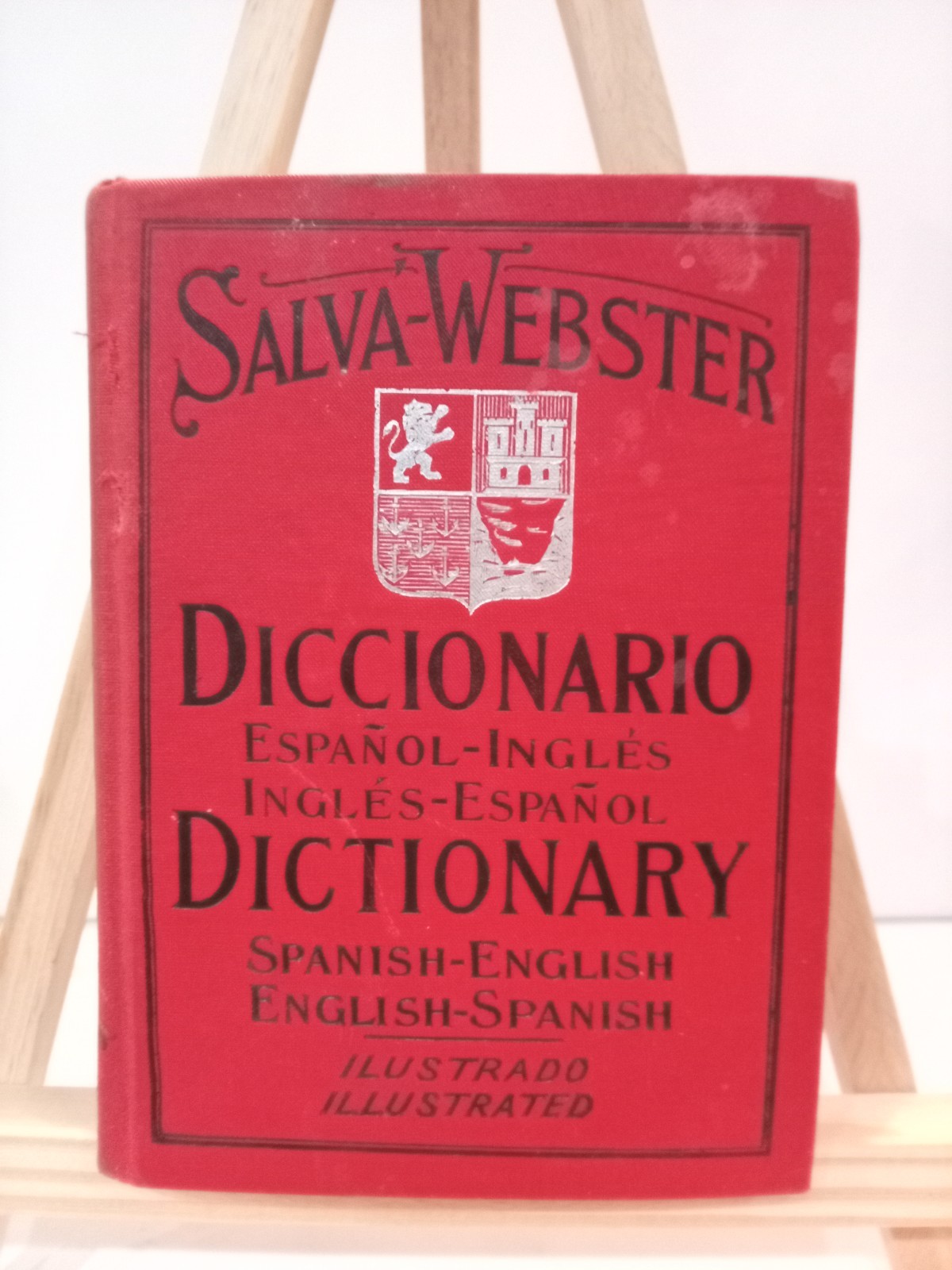 Salvá-Webster Illustrated Spanish-English English-Spanish Dictionary New Edition