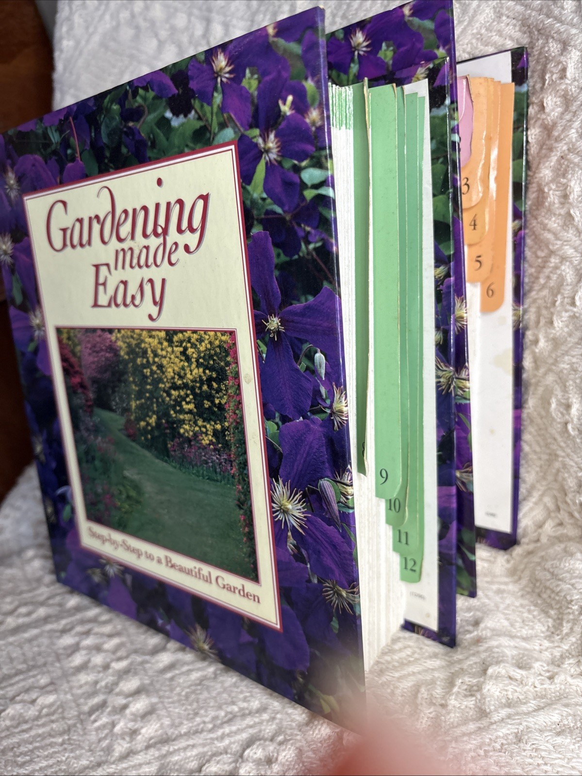 ‘Gardening Made Easy’ 2 Binder Guide Books W/ 12 Sections *See Details* Vintage