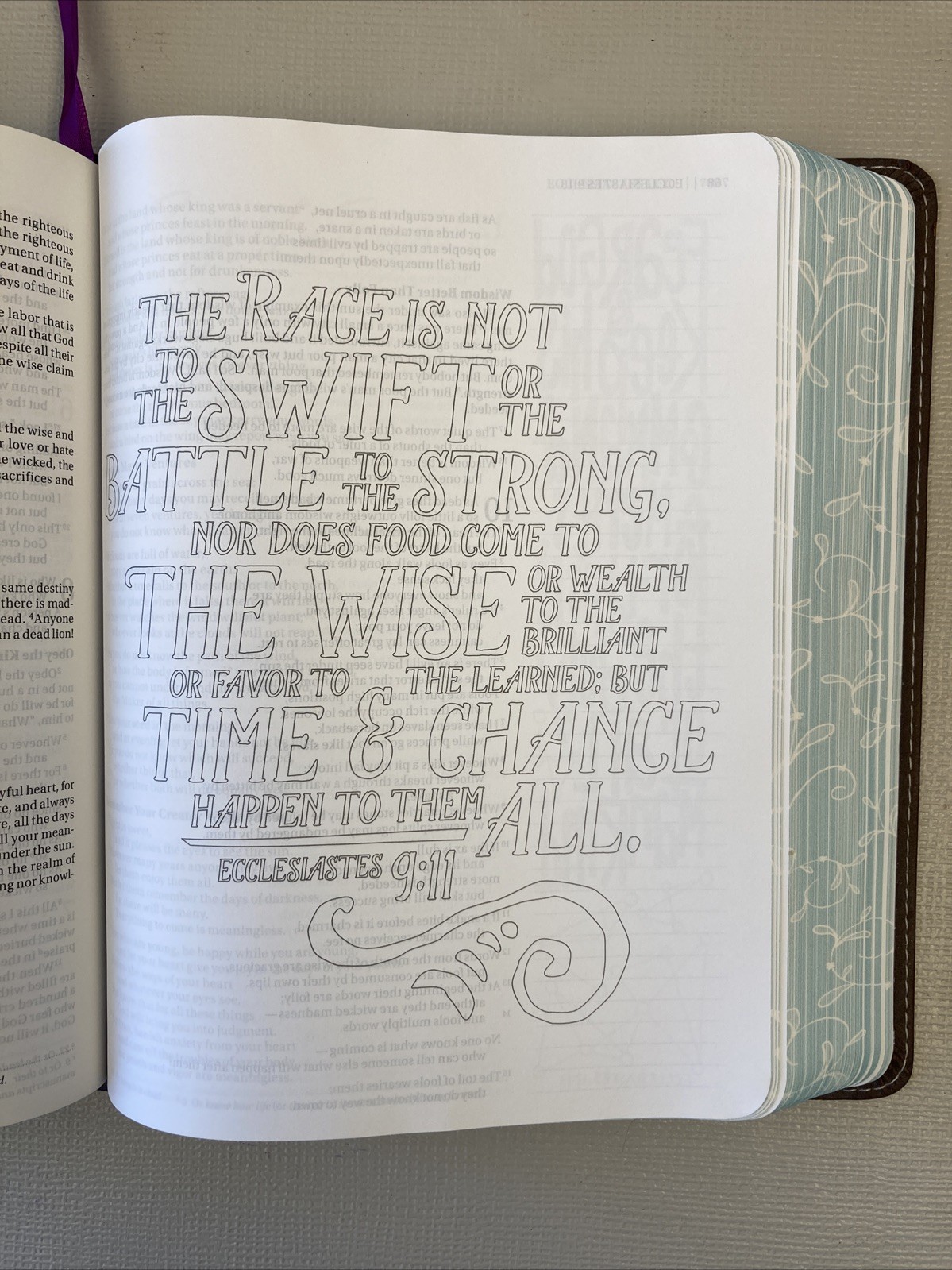 The Holy Bible- NIV Beautiful Word Coloring Bible 2016 Zondervan (READ)