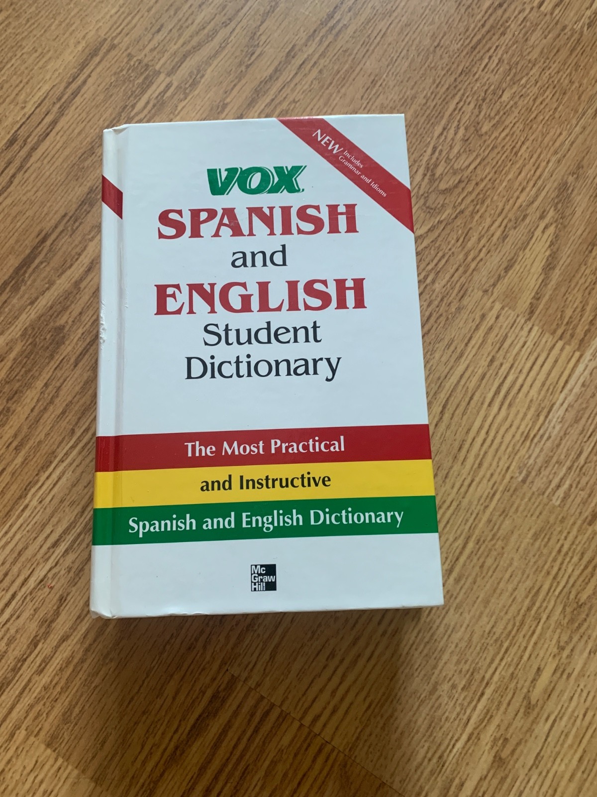National Textbook Language Dictionaries Ser.: Vox Compact Spanish and English…