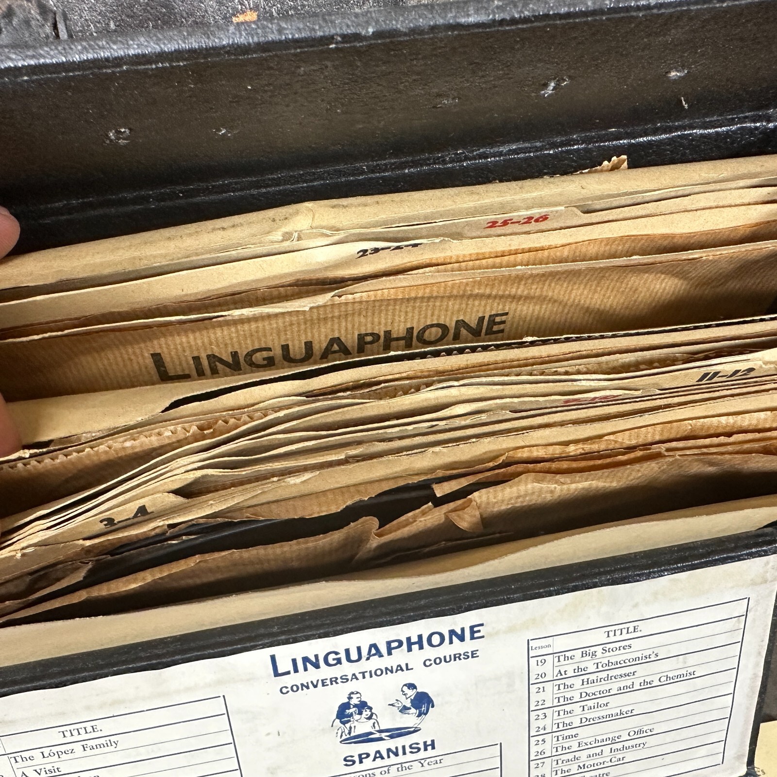 LINGUAPHONE Curso de Espanol- Spanish Vinyl Course Vintage Books Vinyl Case