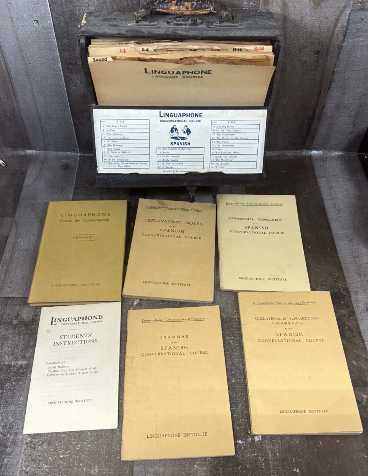 LINGUAPHONE Curso de Espanol- Spanish Vinyl Course Vintage Books Vinyl Case