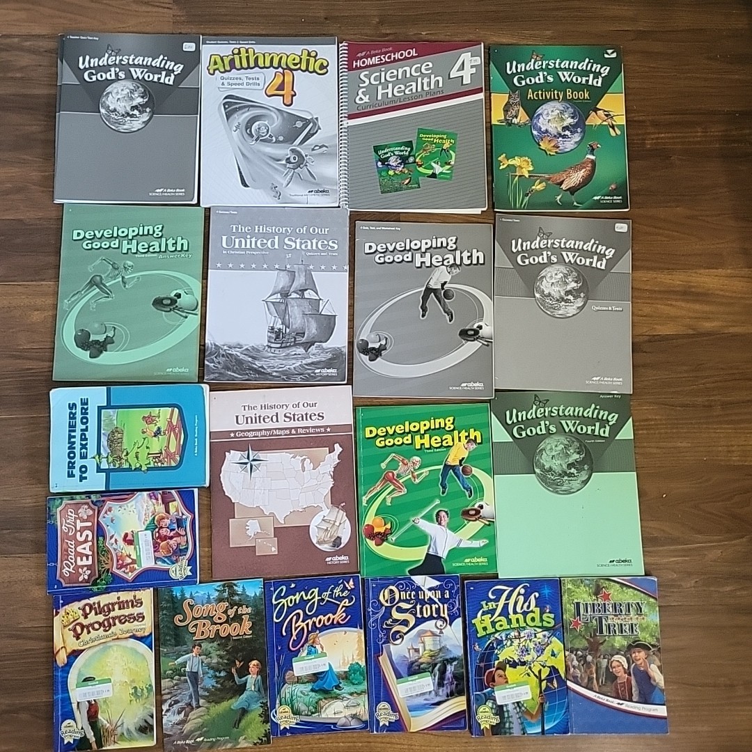 Lot Of ABeka 4th Grade Mixed Books Reading God’s World Health History Arithm…