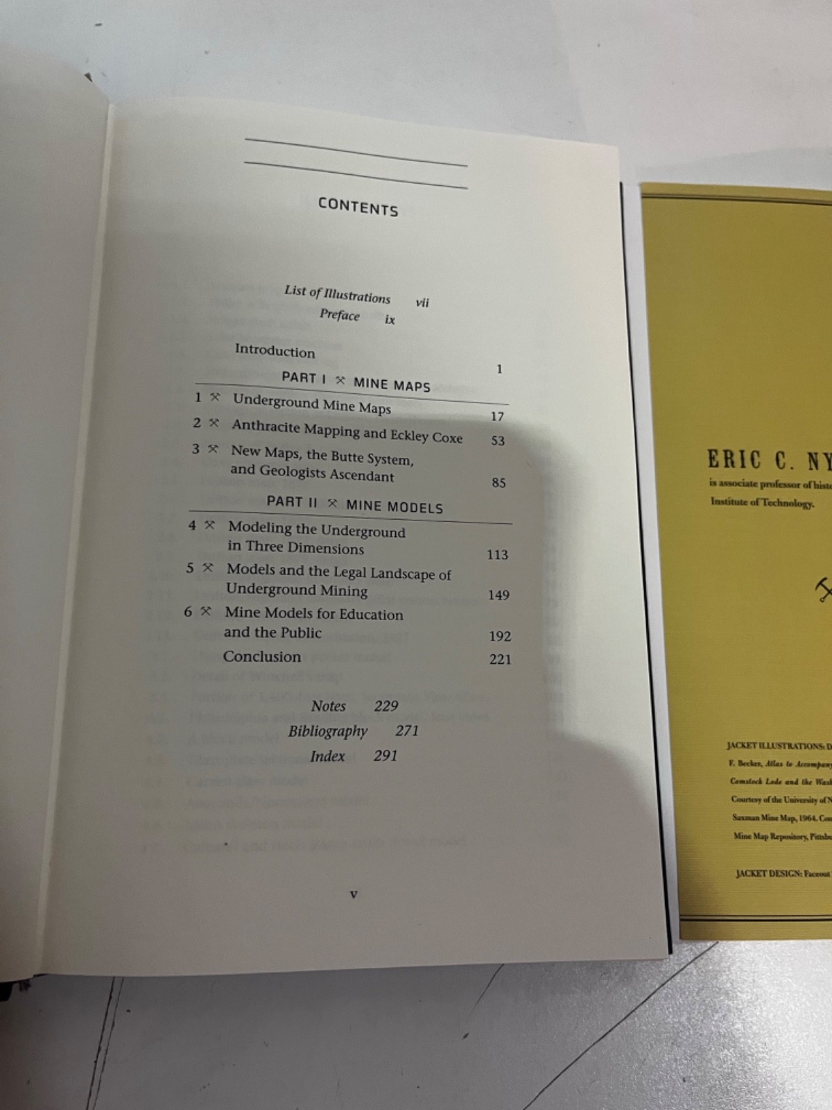 Seeing Underground Maps models in mining in America by Eric Nystrom Univ. Nevada