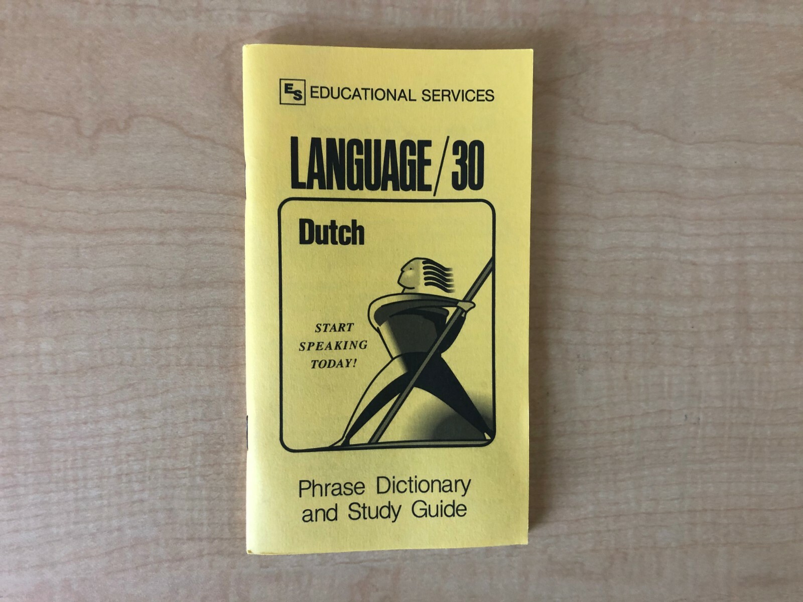 Dutch Phrase Book / Dictionary – Pocket Size – by Language/30