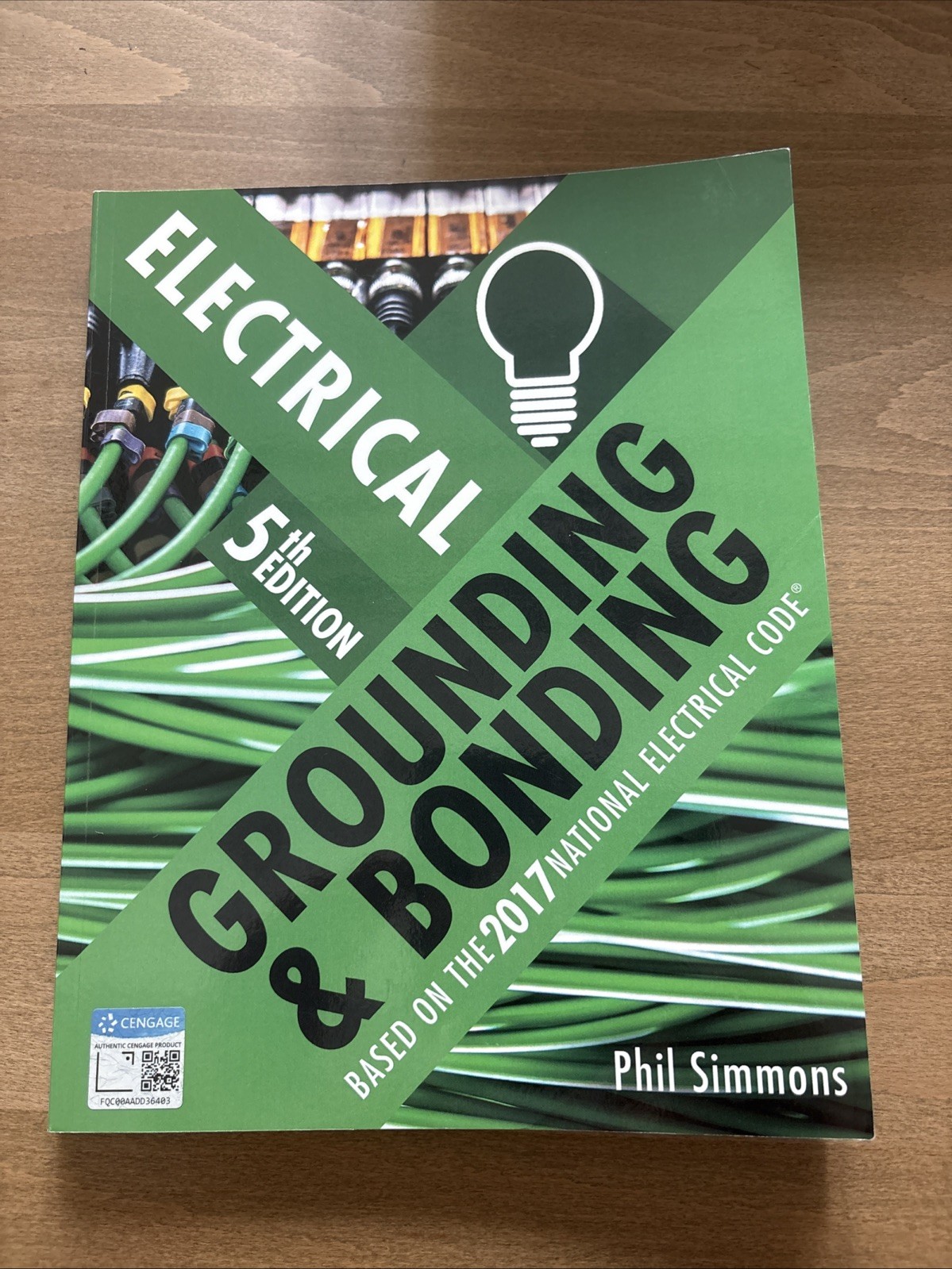 Electrical Grounding and Bonding by Phil Simmons (2017, Trade Paperback)