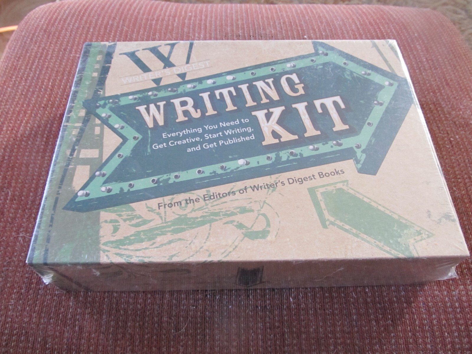 Writer’s Digest Writing Kit Everything You Need to Get Creative Box Set New