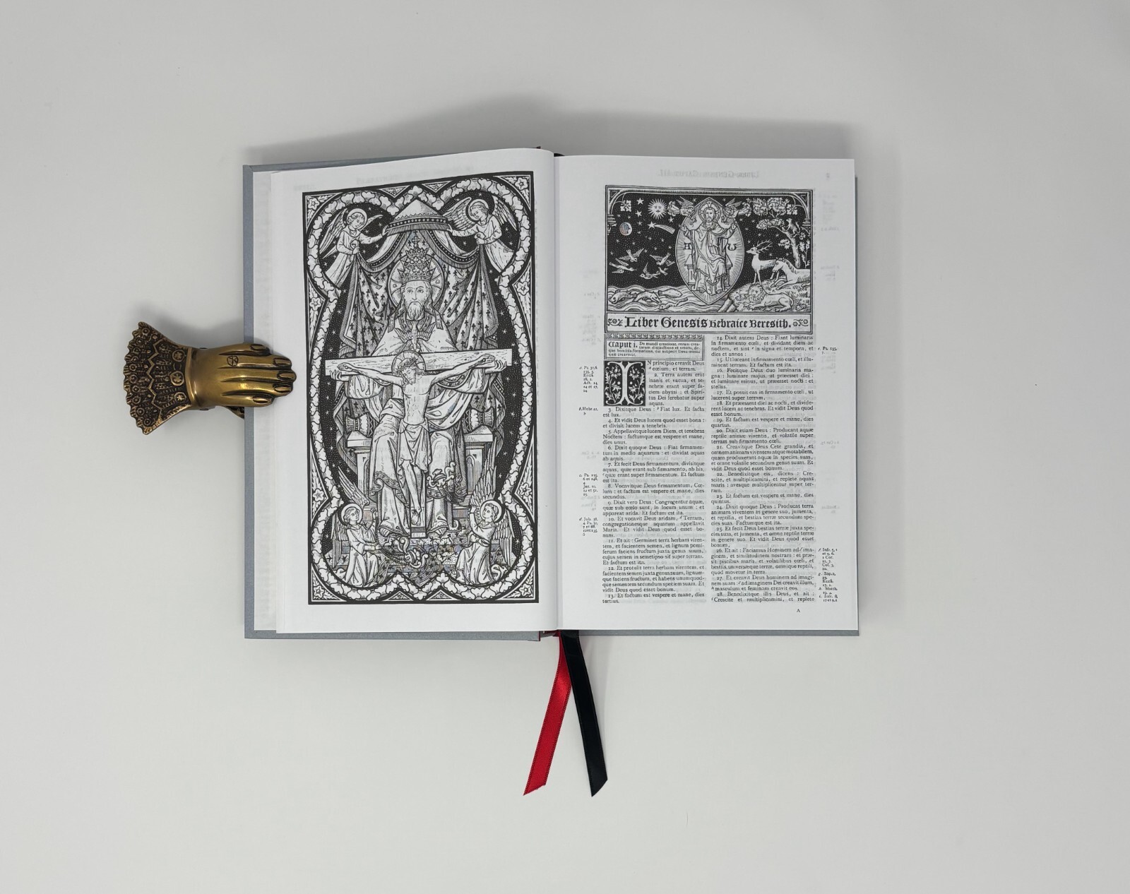Biblia Sacra Latin Vulgate Clementine Hardcover Catholic Illustrated Bible