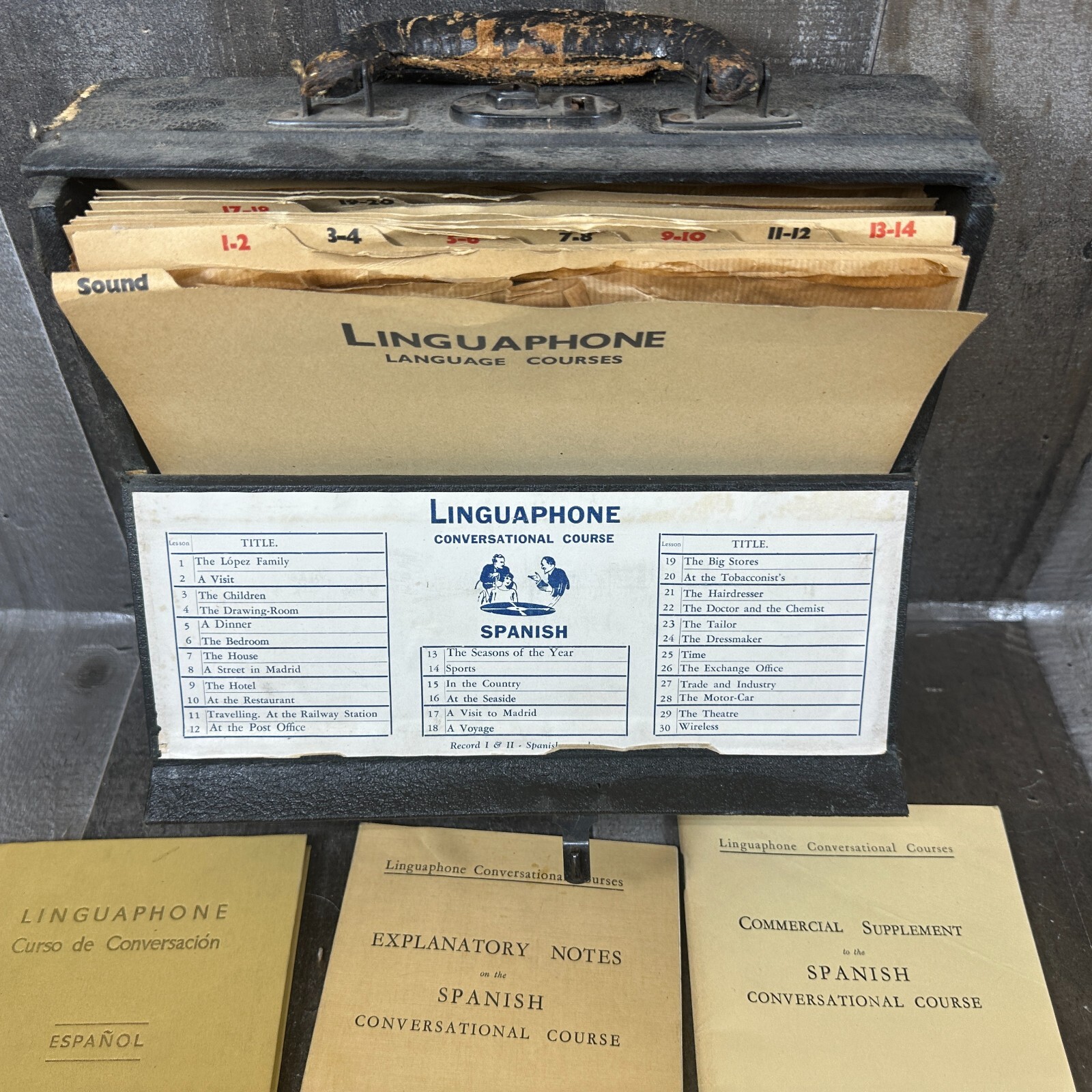 LINGUAPHONE Curso de Espanol- Spanish Vinyl Course Vintage Books Vinyl Case