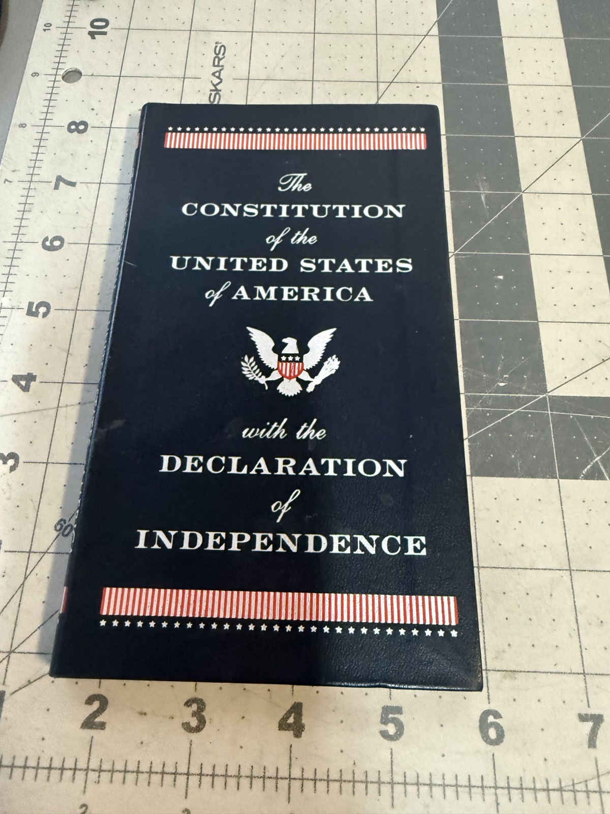 The Constitution of the United States of America with the Declaration of Indepen