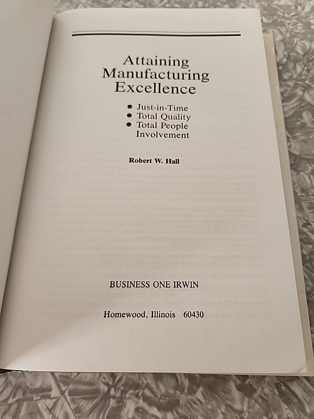 Attaining Manufacturing Excellence by Robert W Hall HC (fc206-2/b0554)